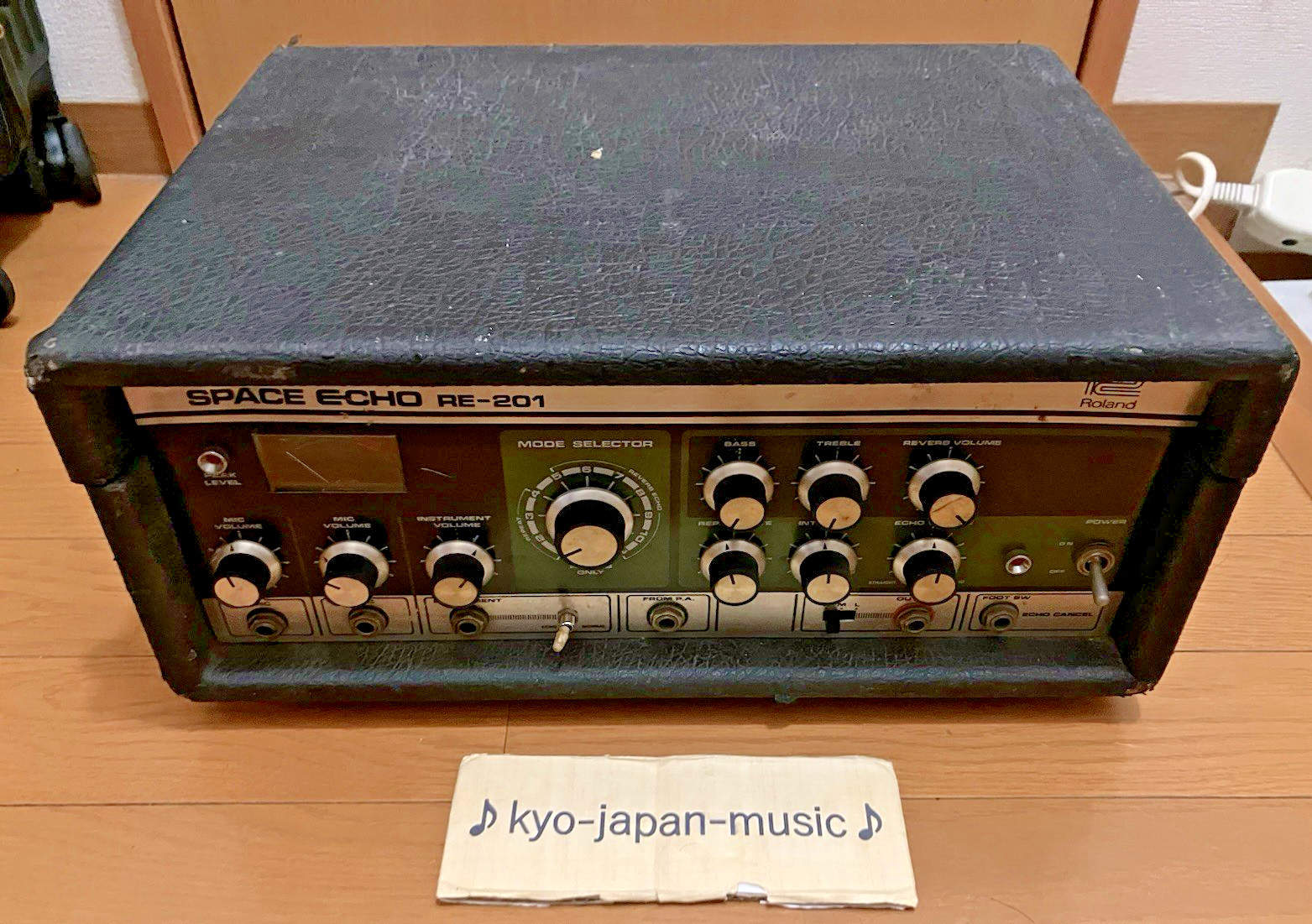 Roland RE-201 Space Echo Analog TTape Delay Echo Made in Japan Vintage Tested