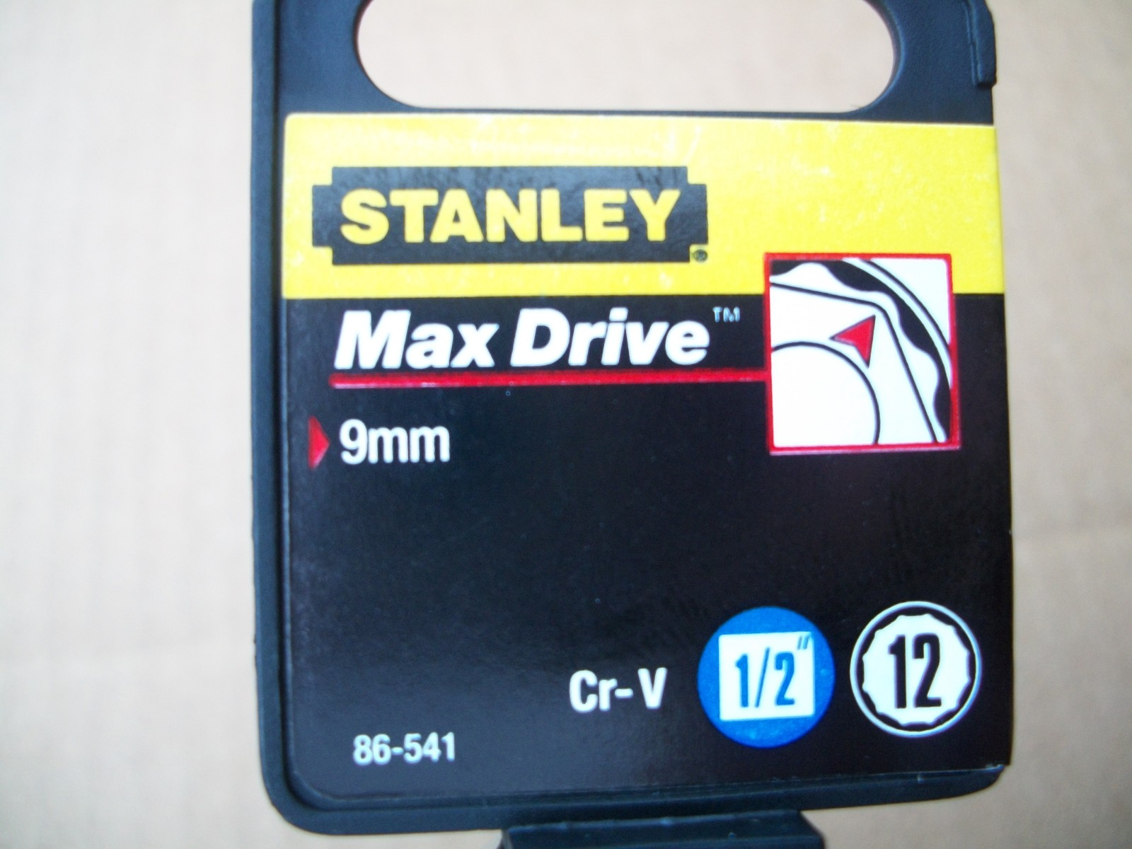NEW STANLEY 1/2 in Drive  9 mm MAX DRIVE 12 POINT SOCKET