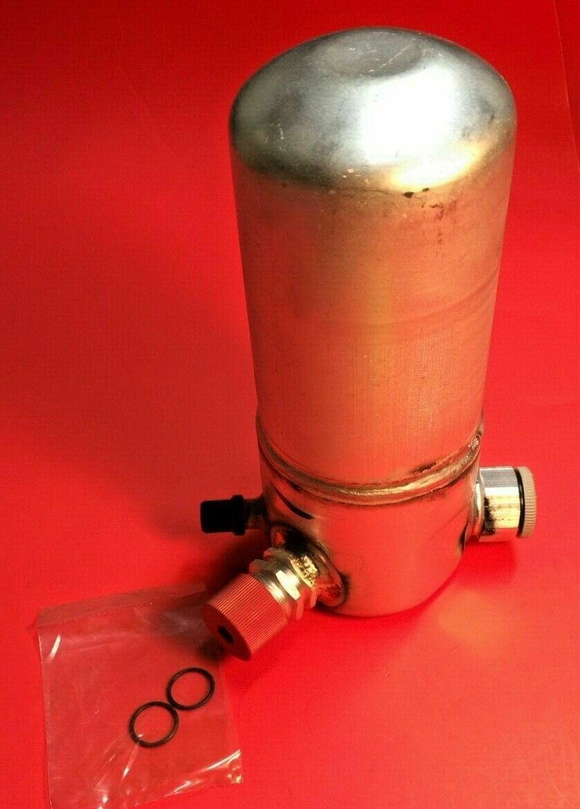 NOS OEM ACDelco GM 3057957 A/C Accumulator Dehydrator Assembly Kit