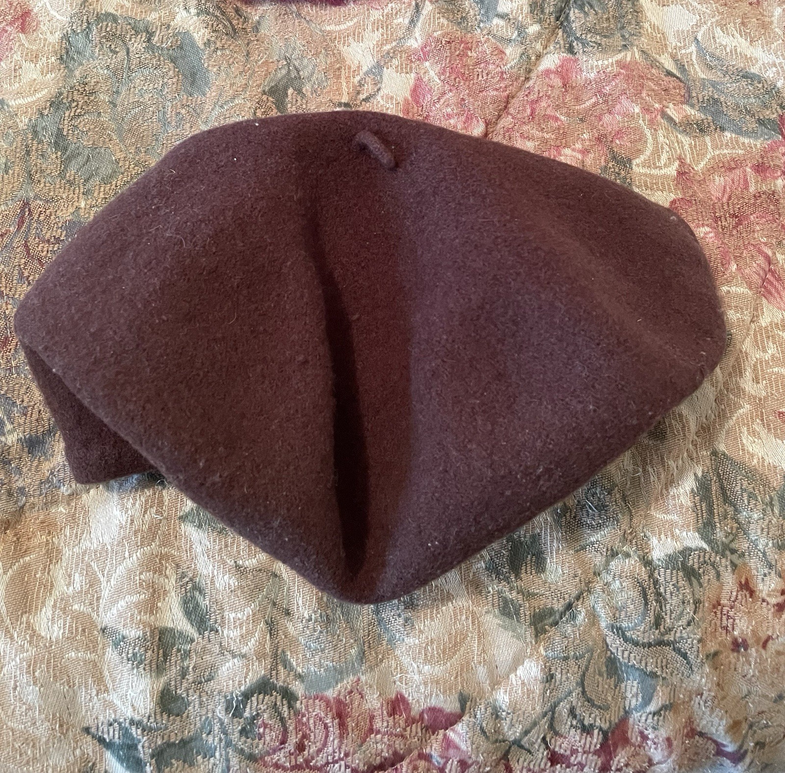 Lot of 4 Berets Caps Hats