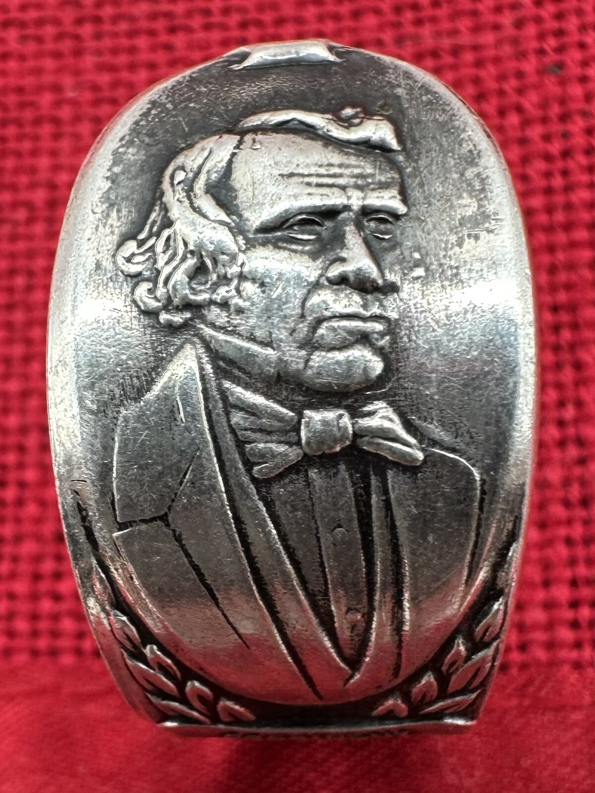 VINTAGE 1960'S WM ROGERS CO. SILVER PLATED Zachary Taylor SPOON RING Folk Art 8
