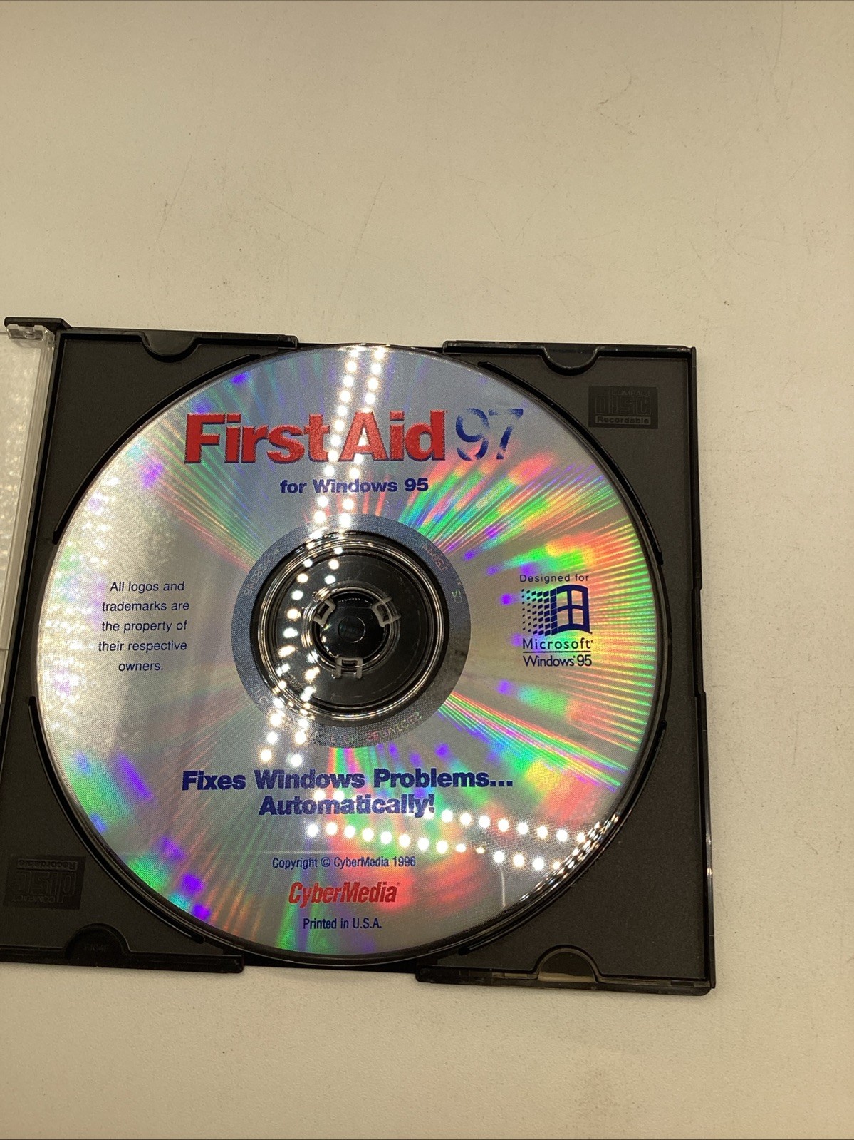 First Aid 97 Deluxe CD For Windows 95 By CyberMedia 1996 Fixes Windows Problems