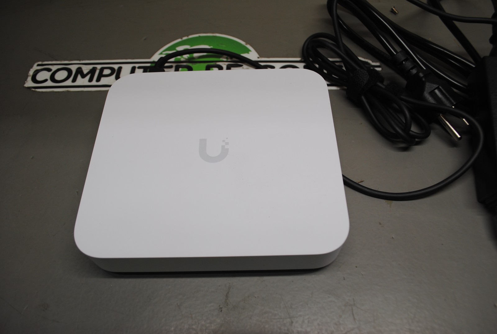 Ubiquiti Networks Gateway Max multi-WAN gateway 2.5 GbE support UXG-MAX UXG MAX