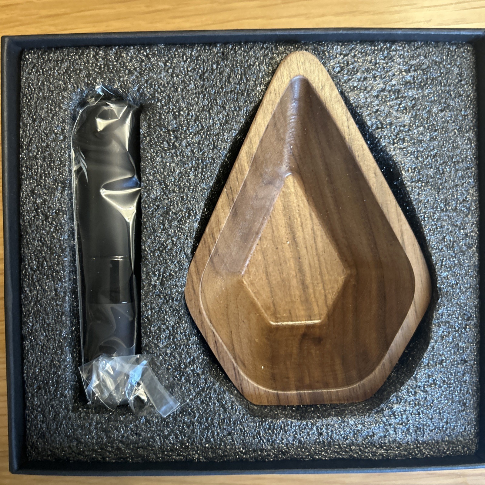 Walnut Coffee Bean Dosing Cup and RDT Coffee Spritzer Gift Set Coffee Bar Access