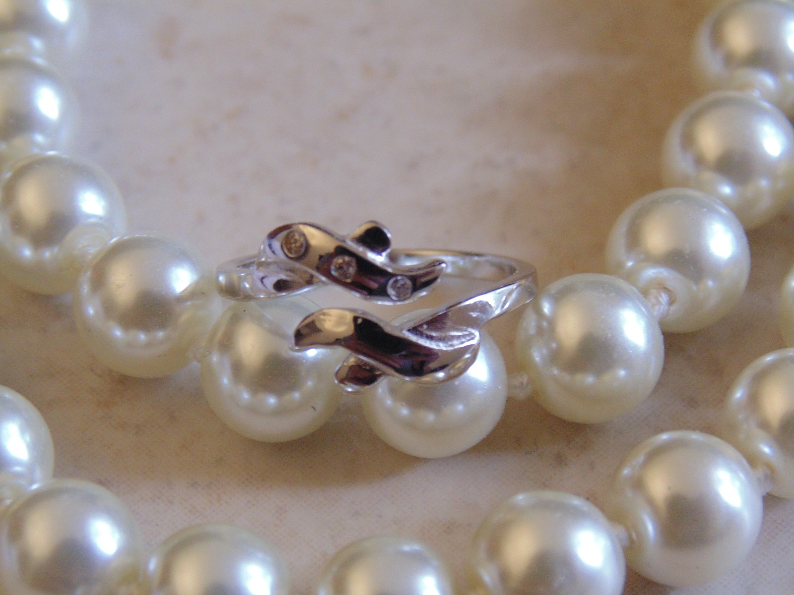 .925 Sterling Silver Adjustable Cubic Zirconia Toe Ring.