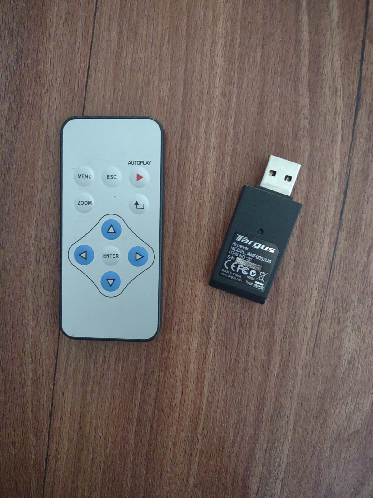 Targus USB Receiver and Remote for Wireless Multimedia Presenter or Lesser...