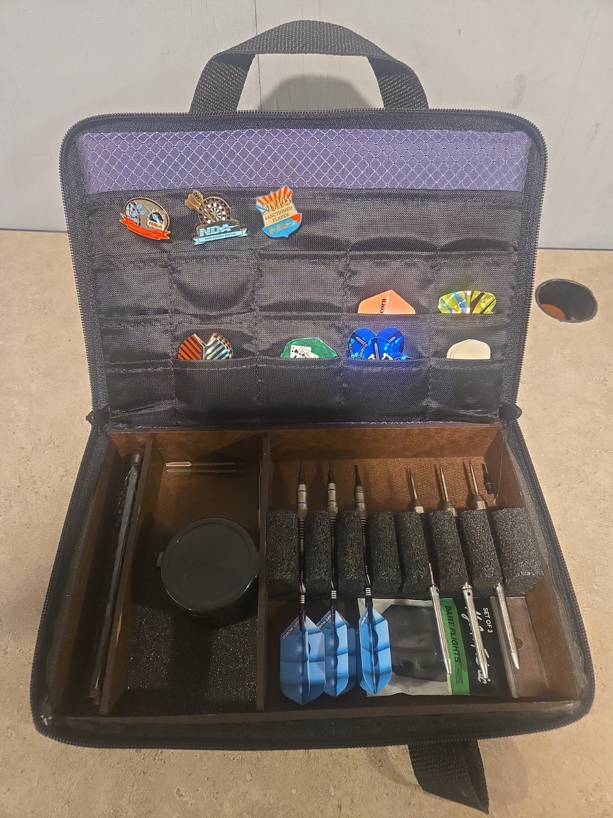 Metroline Pro Series Dart Case with Darts