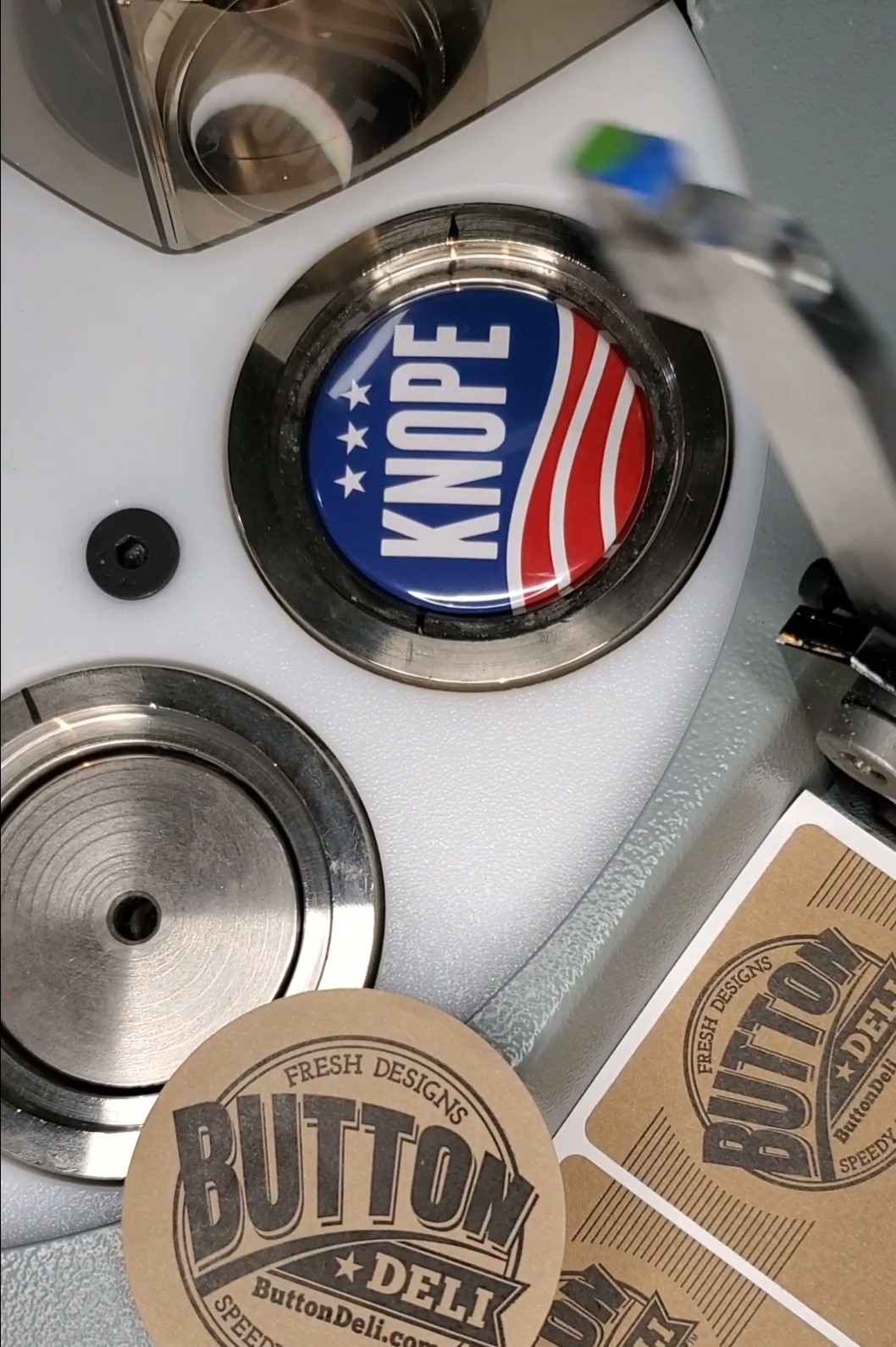 4-Pack KNOPE Buttons - funny halloween costume