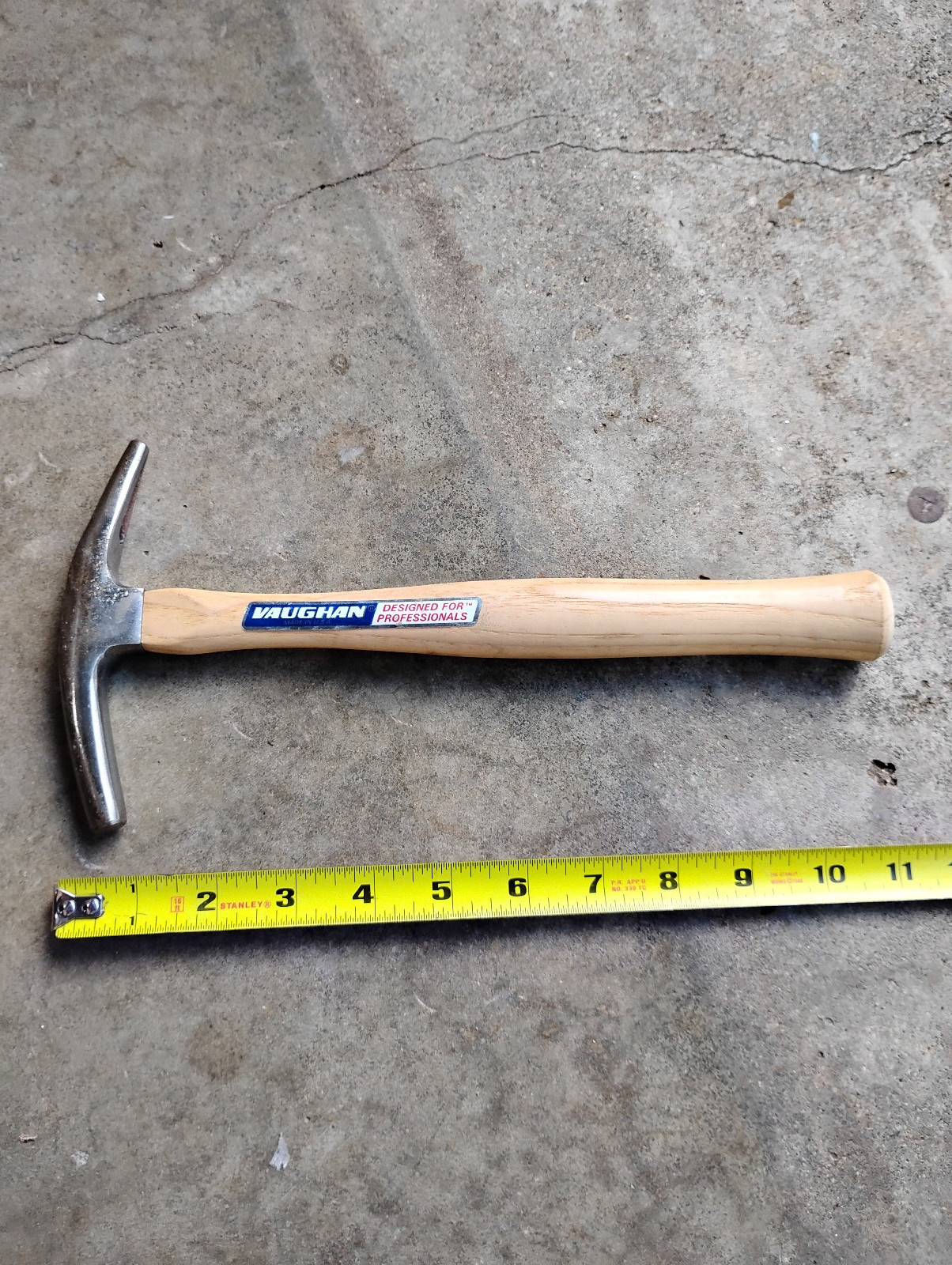 Vaughan 7oz. Upholstery Leather Work Tack Hammer Magnetic Made in USA