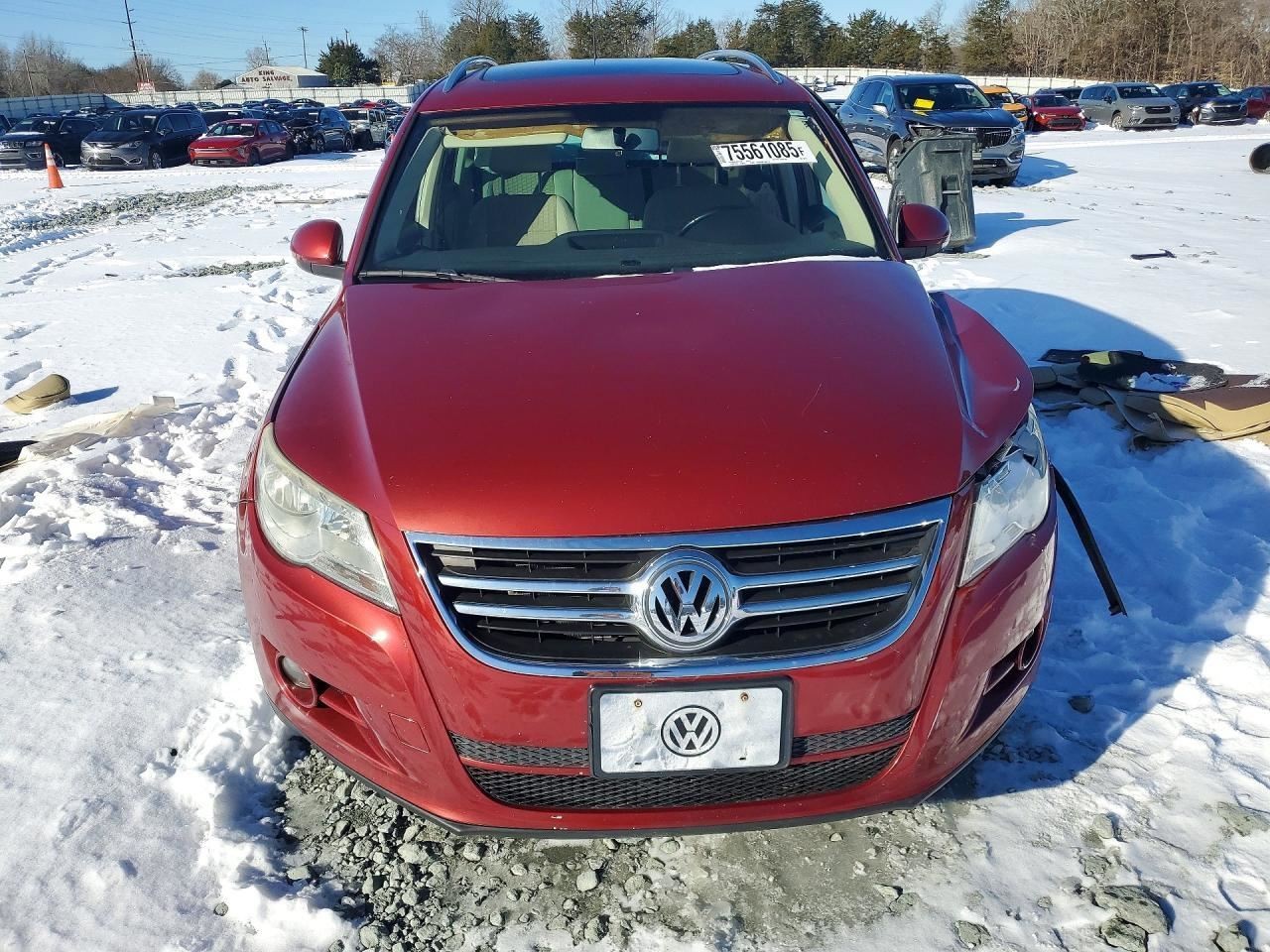 TIGUAN 2009 Glove Box 4993474