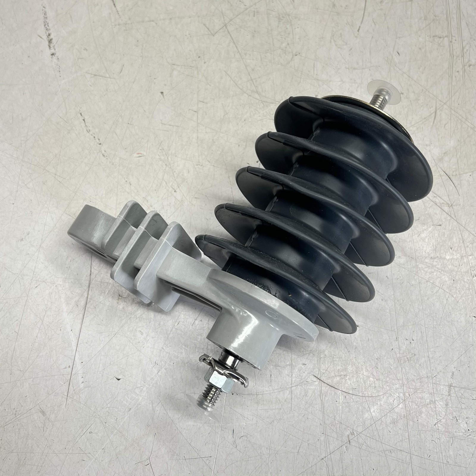 HUBBELL Pvr Optima Surge Arrester IEEE Heavy Duty 8.4 kV MCOV 2216097214
