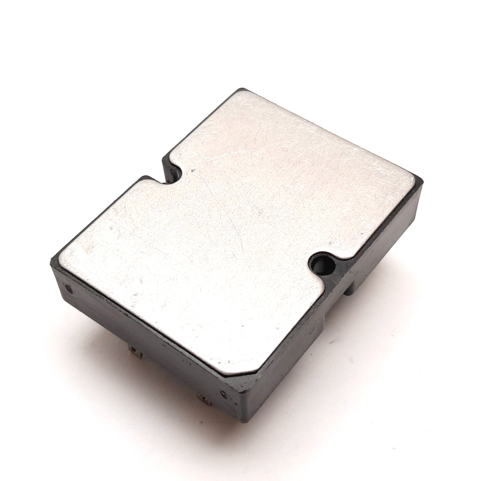 Omron G3NE-205T-US Solid State Relay, Control: 5VDC, Contact: 240VAC 5A