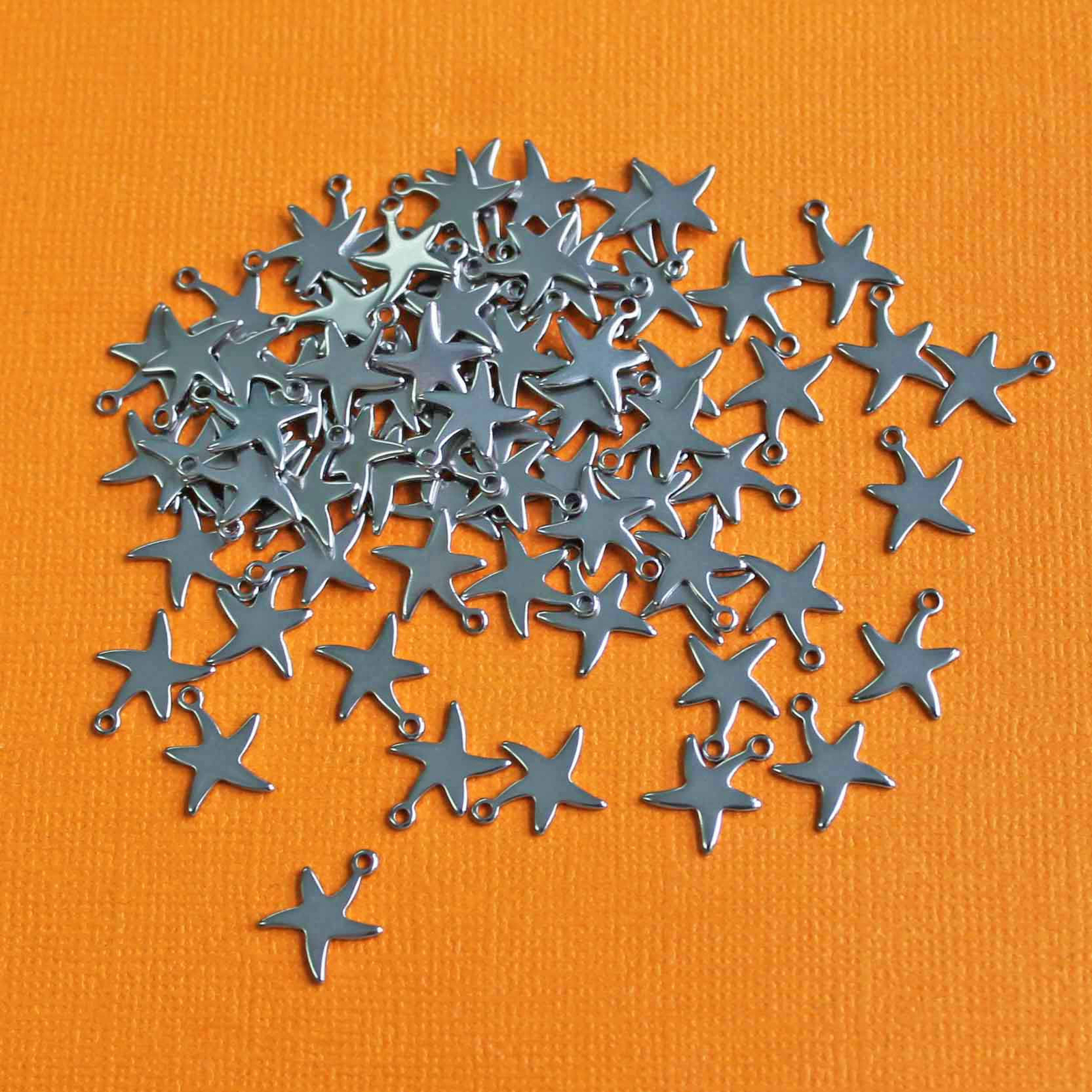 12 Stainless Steel Starfish Stamping Tags - Pendants - 9mm x 12mm - MT456