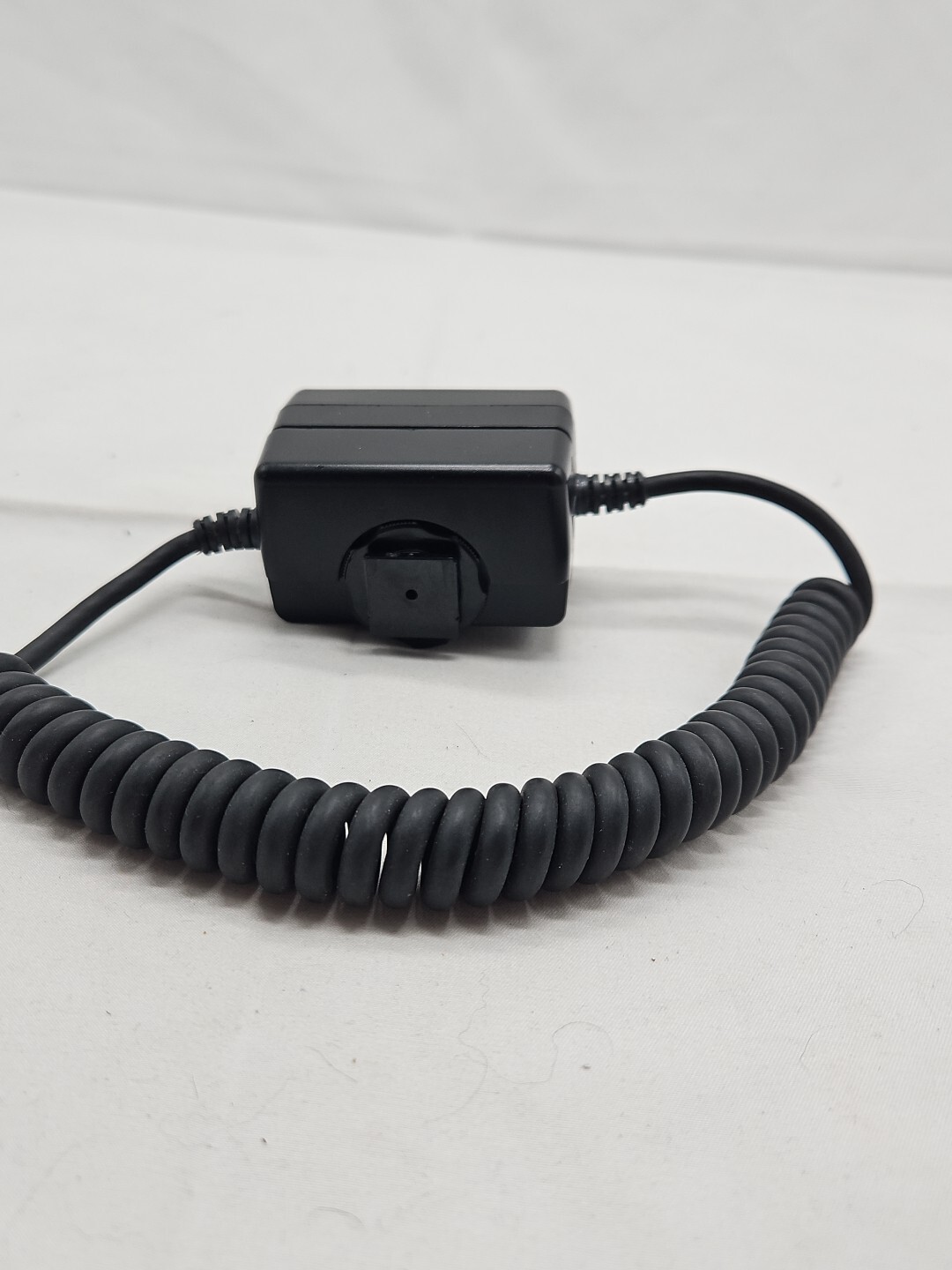 Vivitar DSC-1 Dedicated Sensor Cord Flash Unit Off Camera Connector Extension.