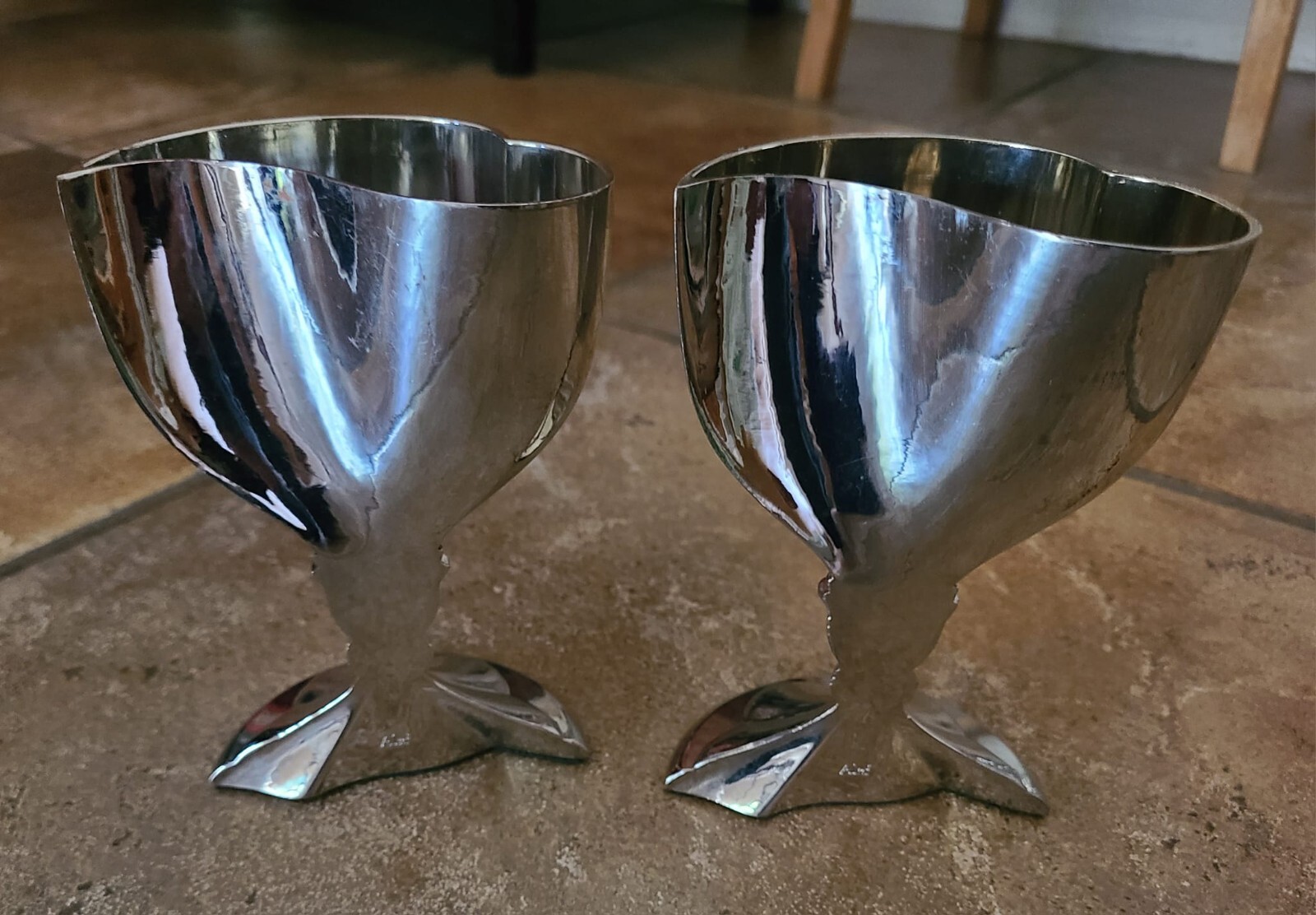 The Split Silver Mystery Chalise Magic Mentalism Trick