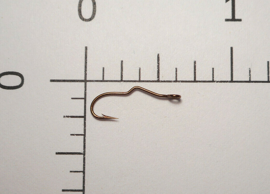100 MUSTAD #12 POPPER FLY TYING HOOKS SPECIAL KINK IN SHANK SPROAT RINGED 33937