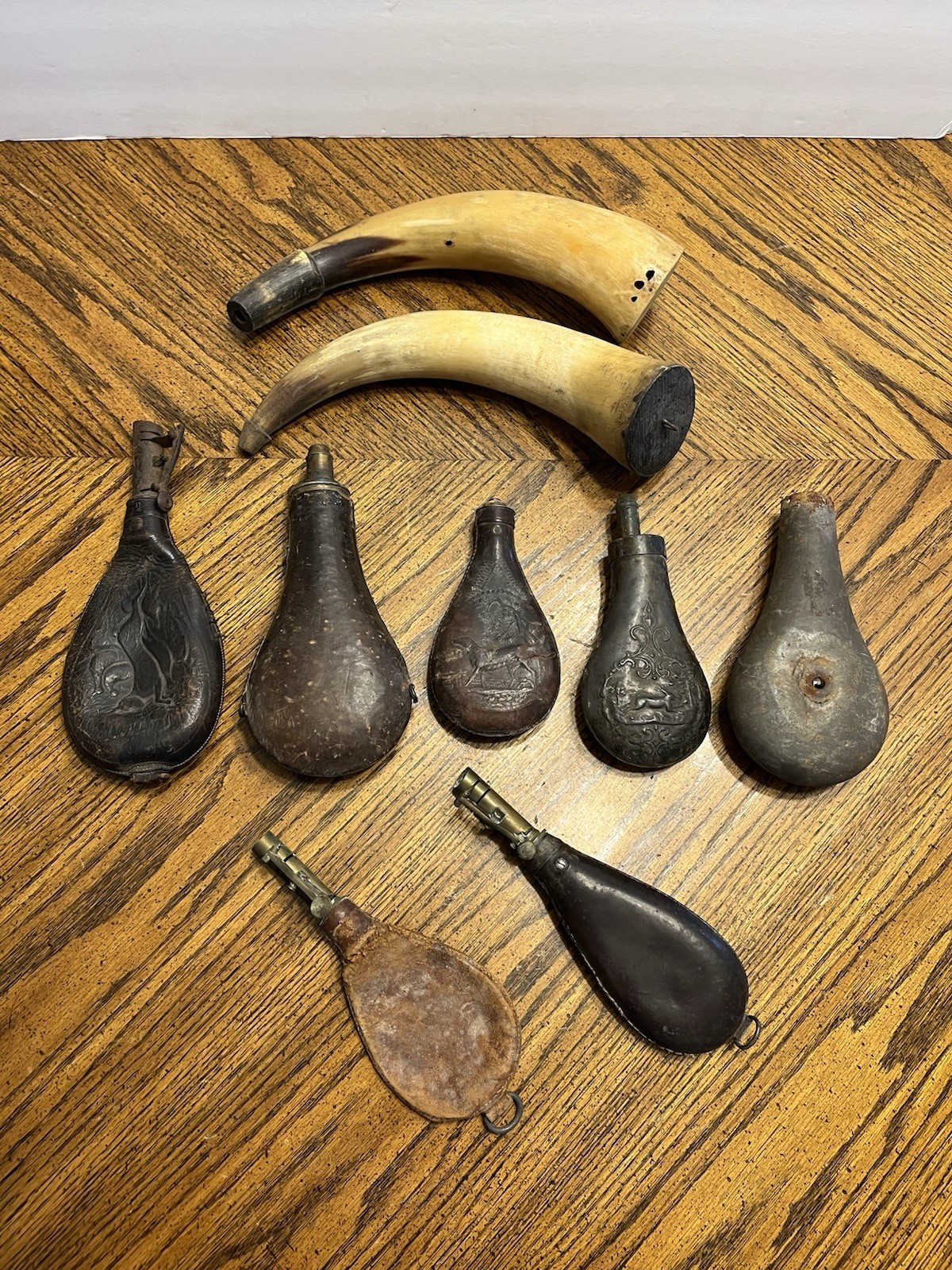 Antique 1800 Lot Of 9 Animal Horn/Leather Black Powder Flasks All Original As Is