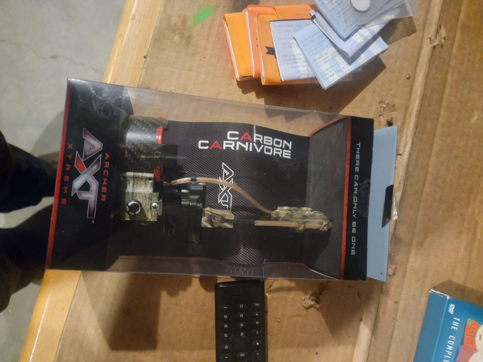 AXT CARBON CARNIVORE 5 PIN SIGHT  (APG REALTREE CAMO)