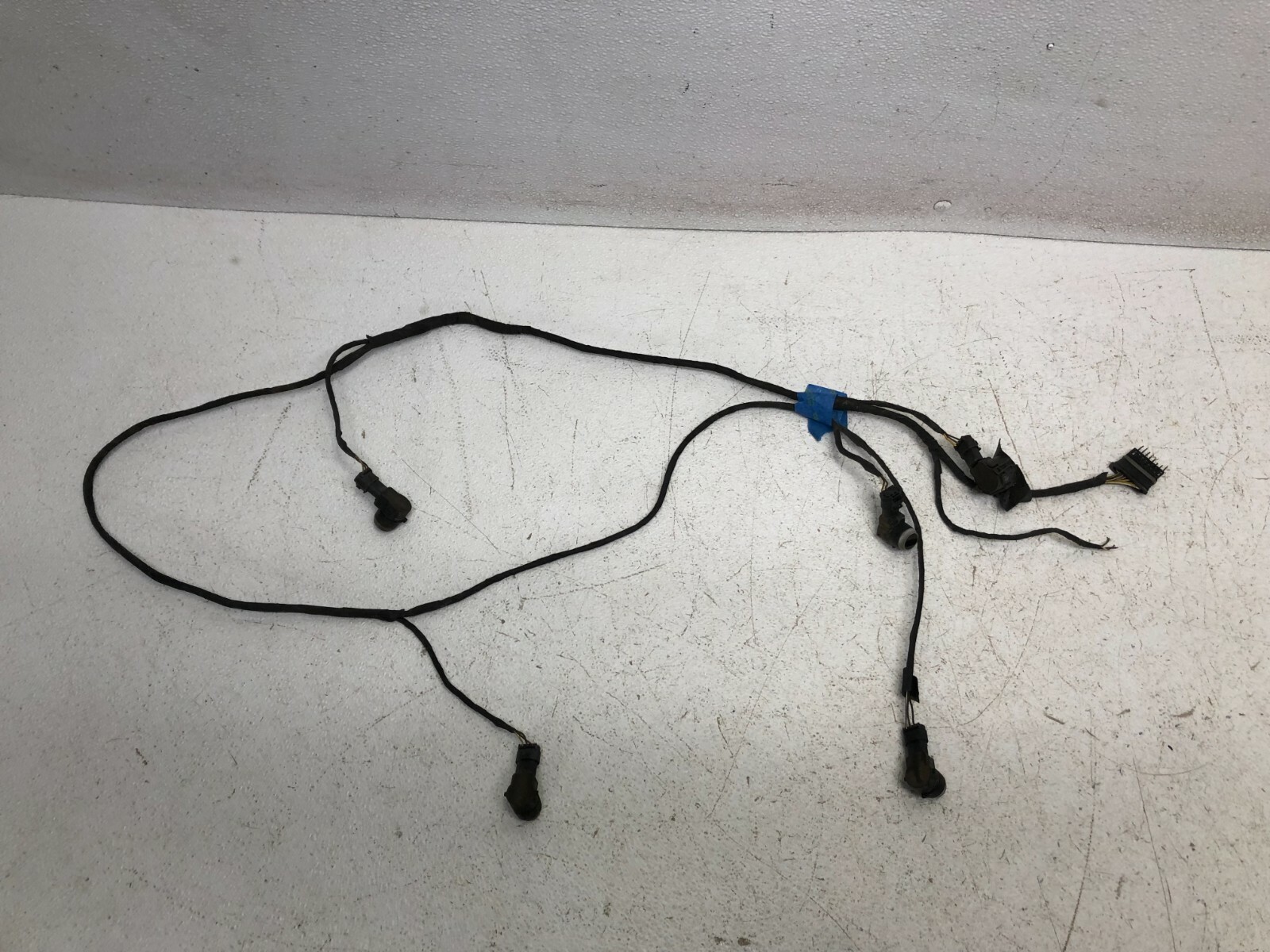 12-16 MERCEDES CLS550 W218 FRONT BUMPER PDC SENSORS & HARNESS 1229 OEM