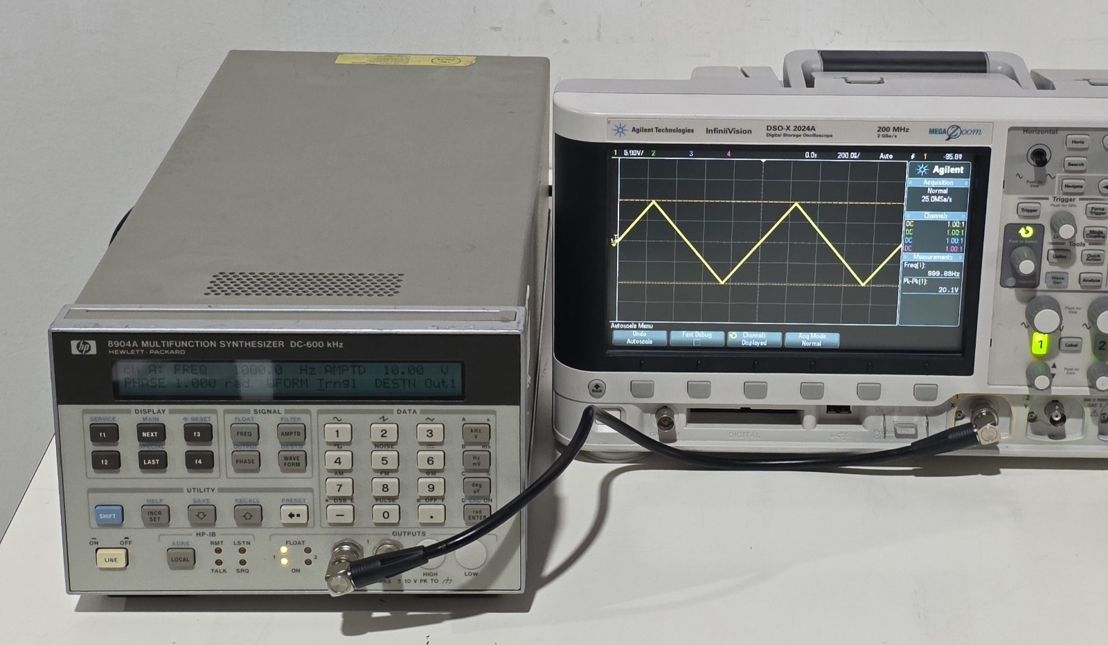 HP 8904A Multifunction Synthesizer DC-600 kHz