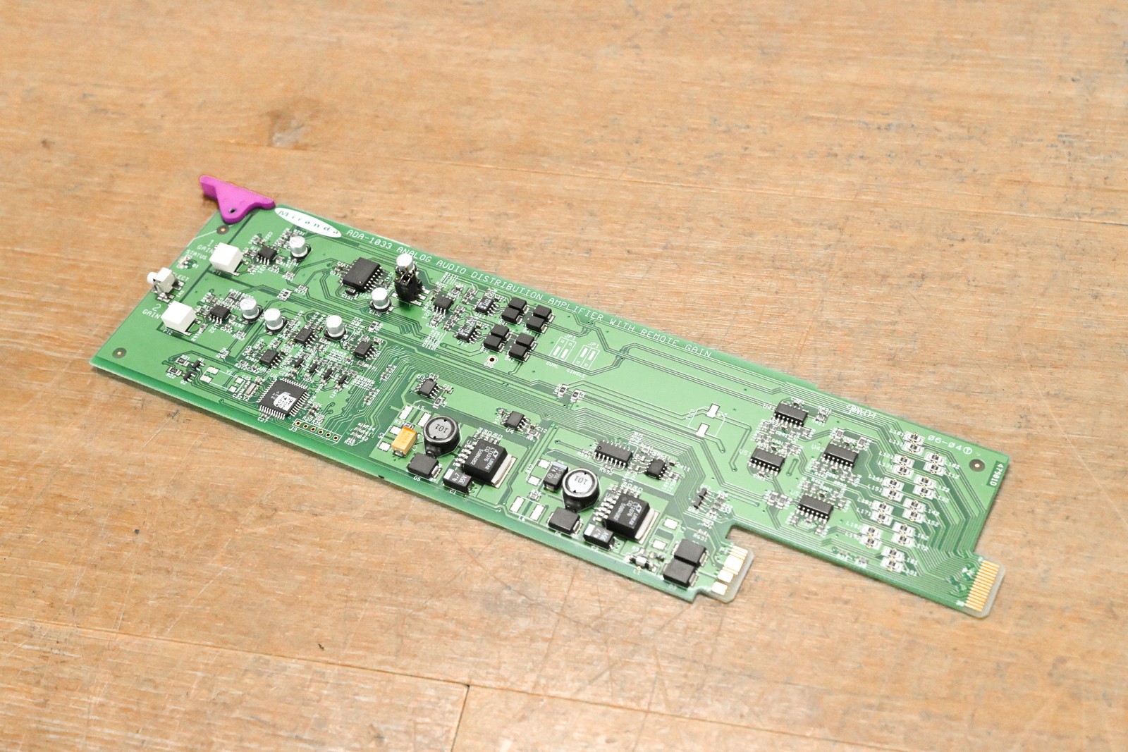 Miranda ADA-1033 Analog Audio Distribution Amplifier with Remote Gain CG0114U