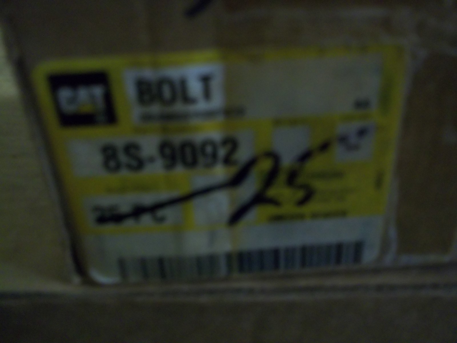 LOT  OF  3 GENUINE   CAT  CAP SCREWS  BOLTS    PART NUMBER  8S-9092