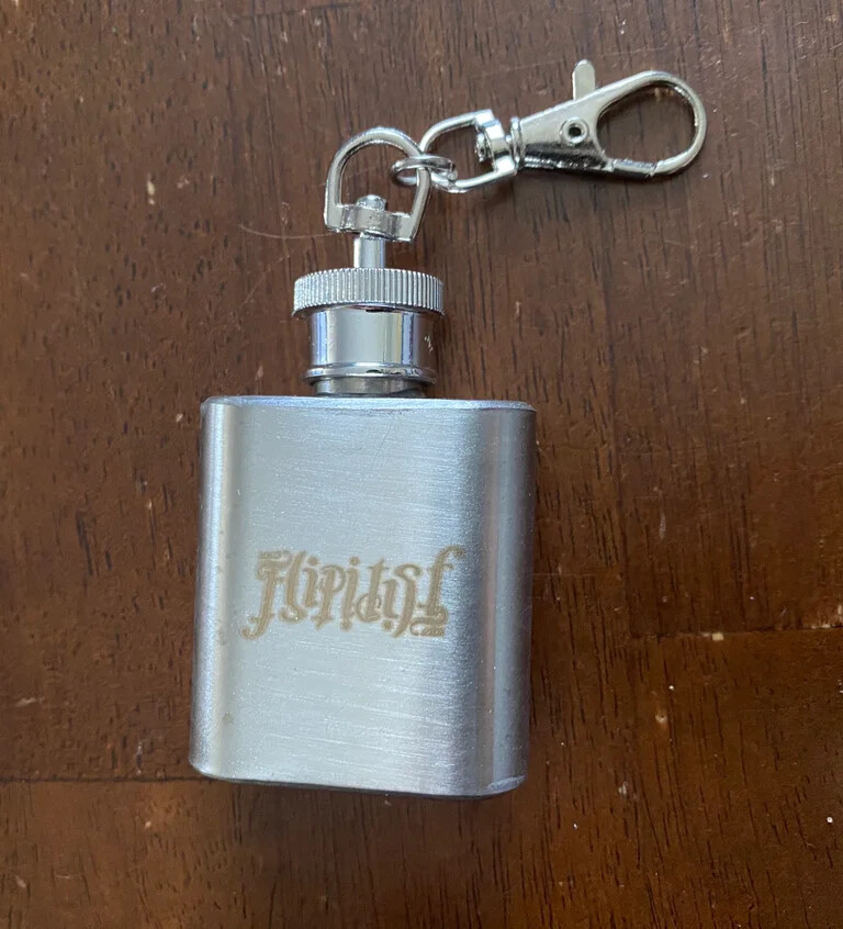 FLIPITSF STAINLESS STEEL 1 OZ MINI FLASK KEYCHAIN EDC OUTDOOR SURVIVAL CAMPING