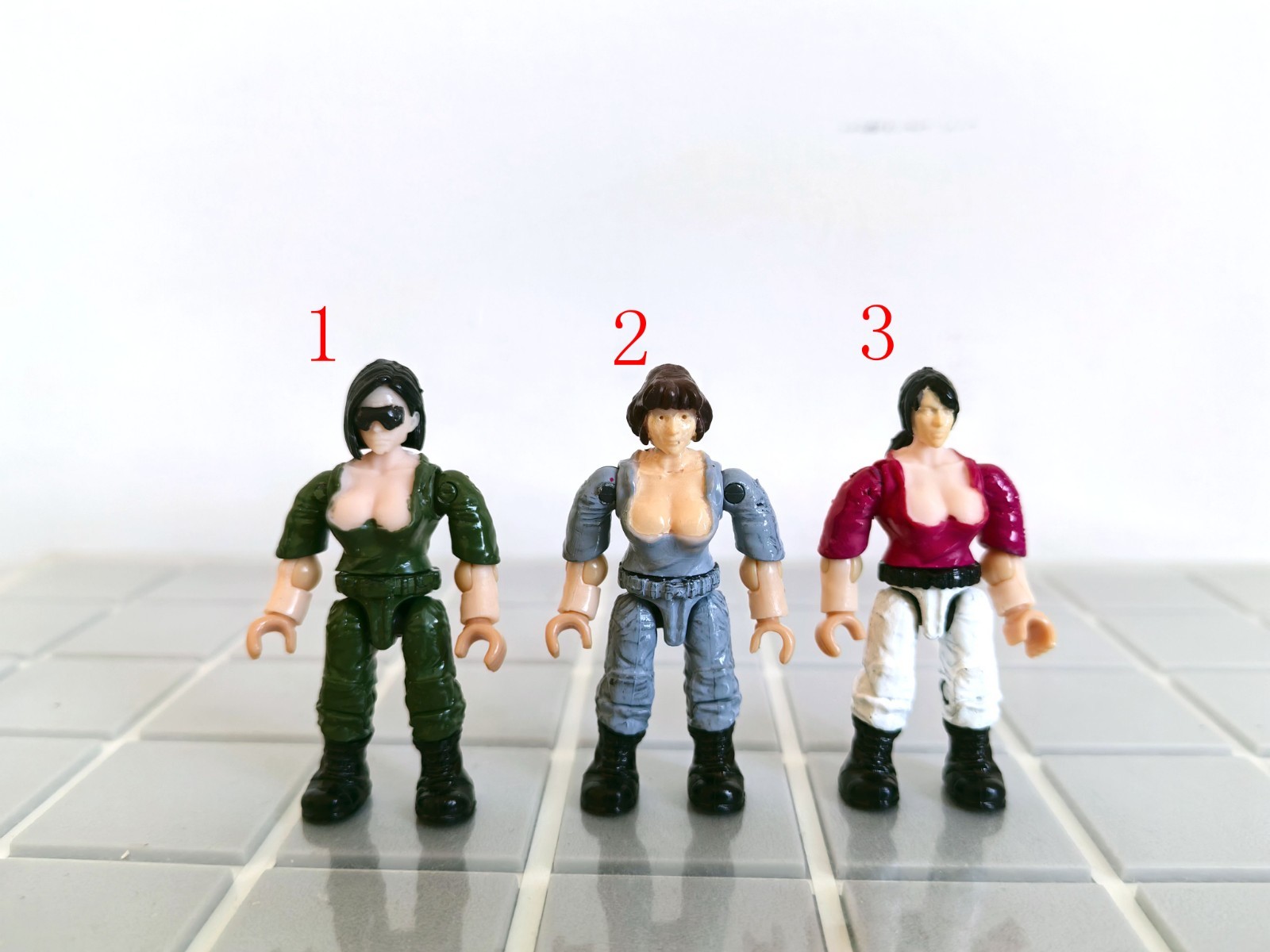 Mega Bloks Halo UNSC Spartan female Marine, customized brush coloring, select