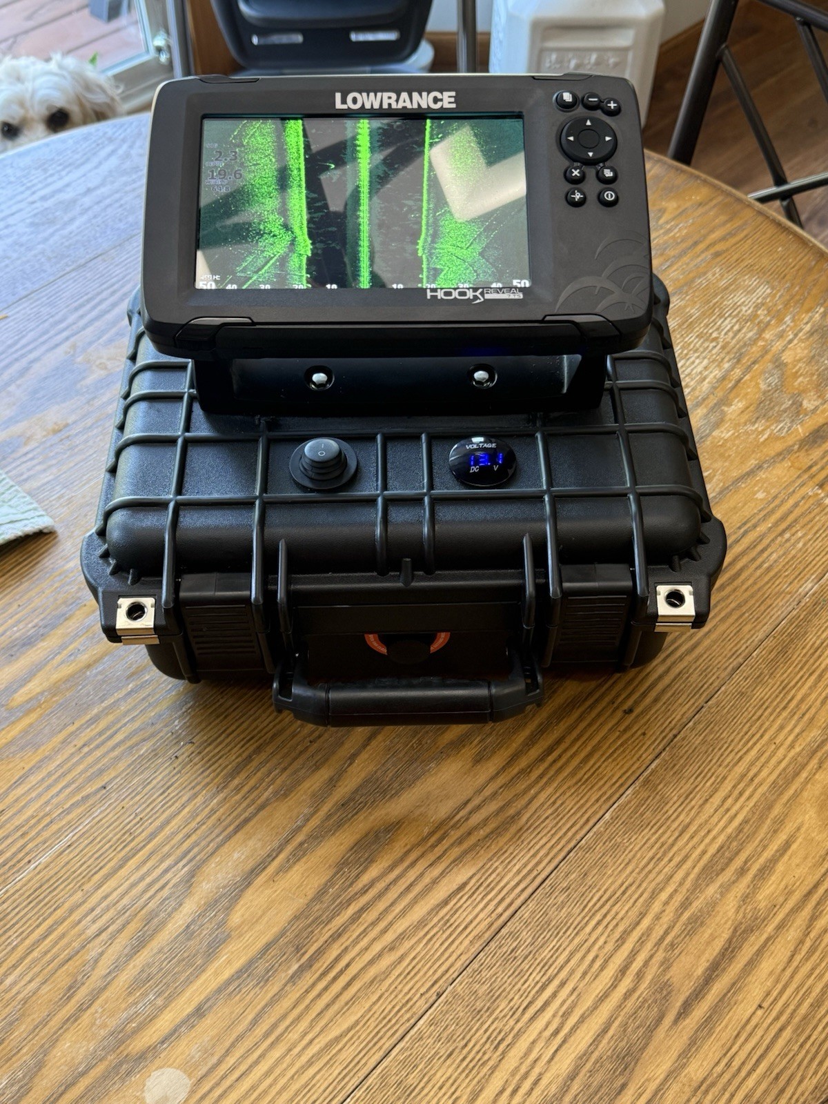 Lowrance Hook Reveal 7TS Portable Fishfinder