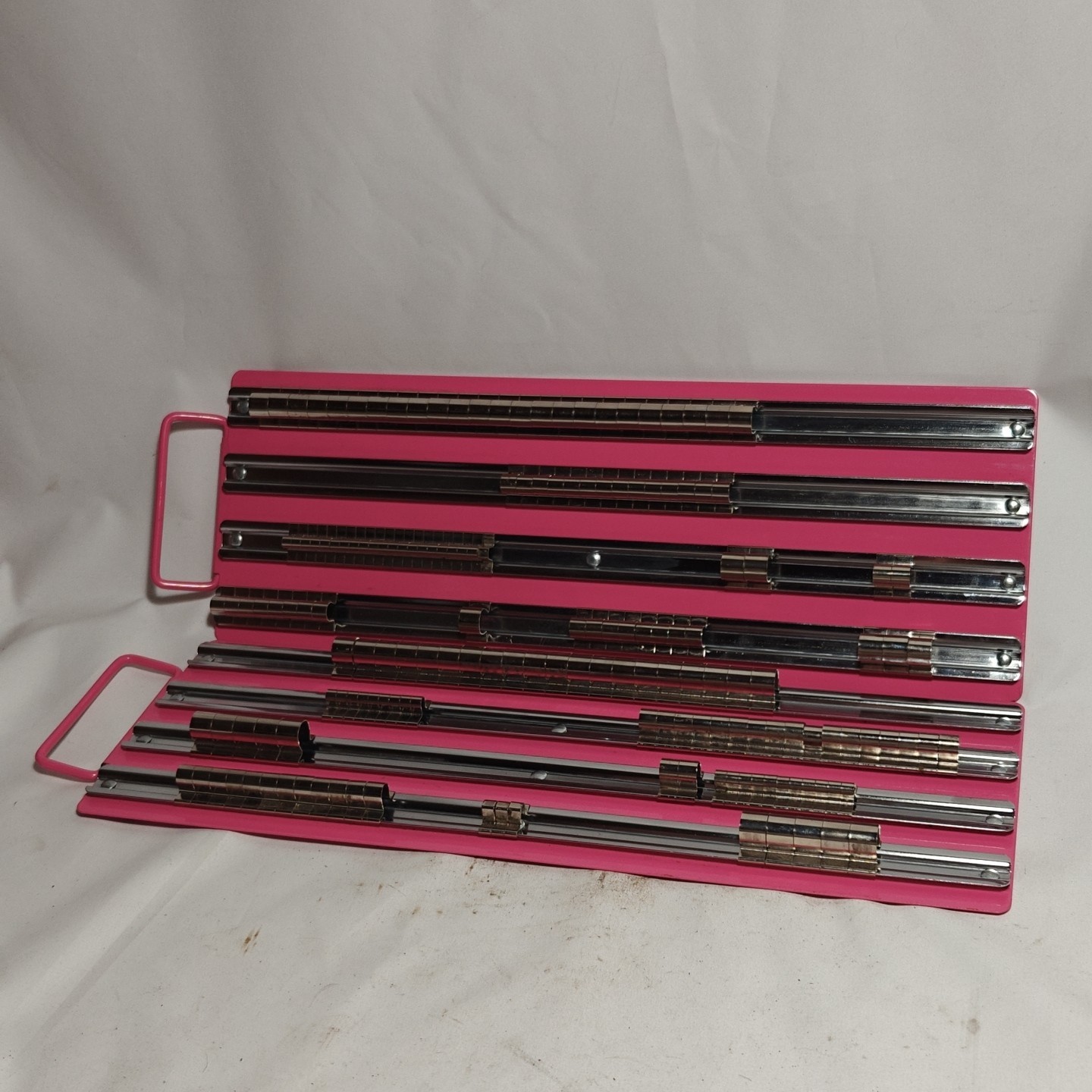 2 BLUE POINT SOCKET ORGANIZER TRAYS PINK COLOR 1/4" - 3/8" - 1/2" METAL 17" X 6"