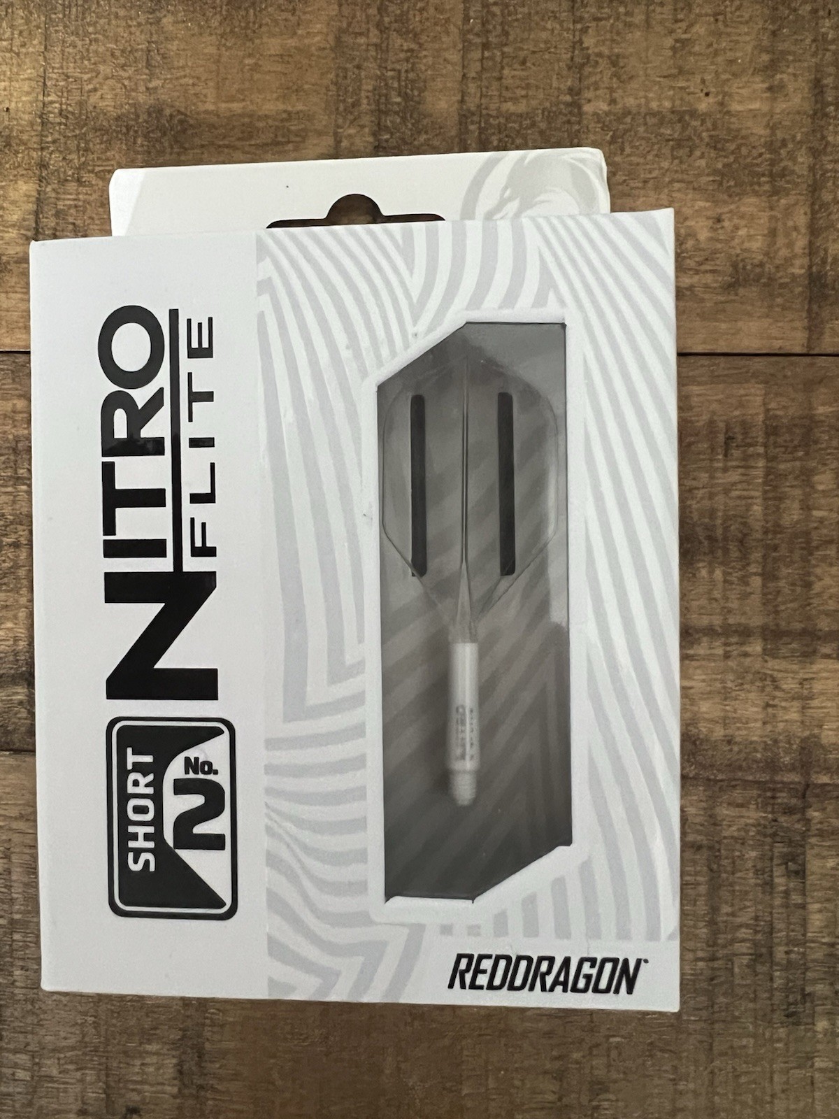 NITRO FLITE SHORT WHITE & CLEAR DART FLIGHTS. NEVER OPENED