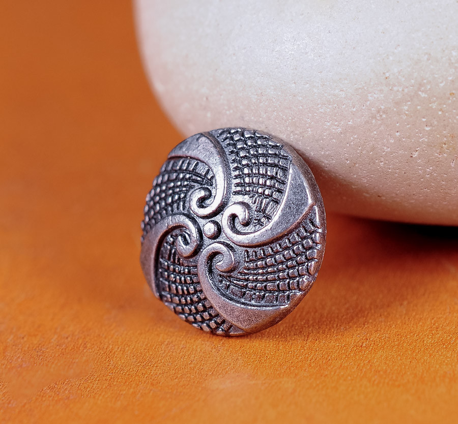30X Silver Pattern Fast Rivet Studs Leathercraft Decor for Bracelets Bags Belts