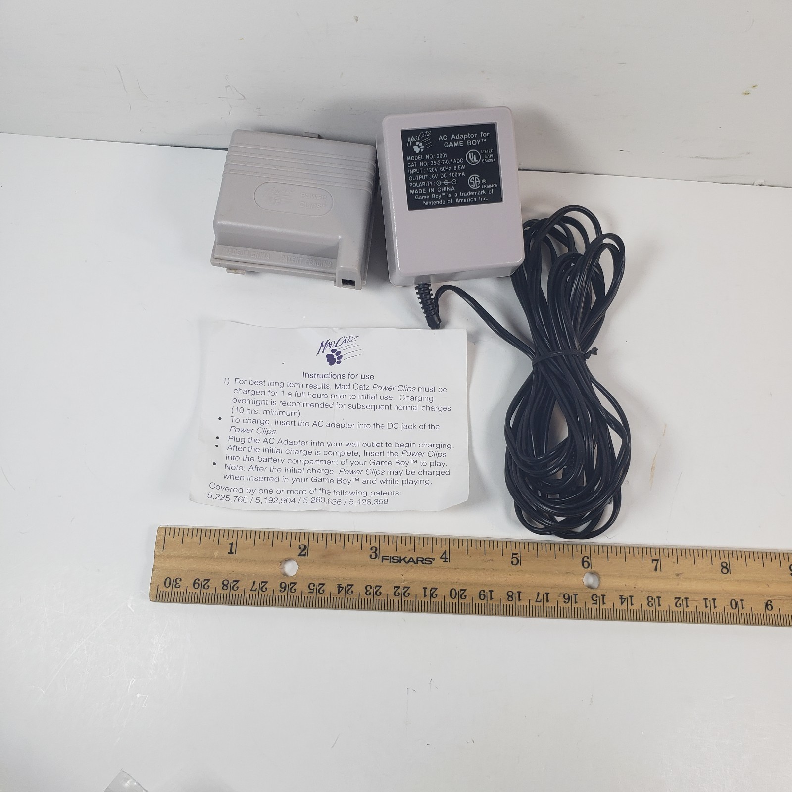 Mad Catz Gameboy Rechargeable Power Clip - E12002 Working Perfectly