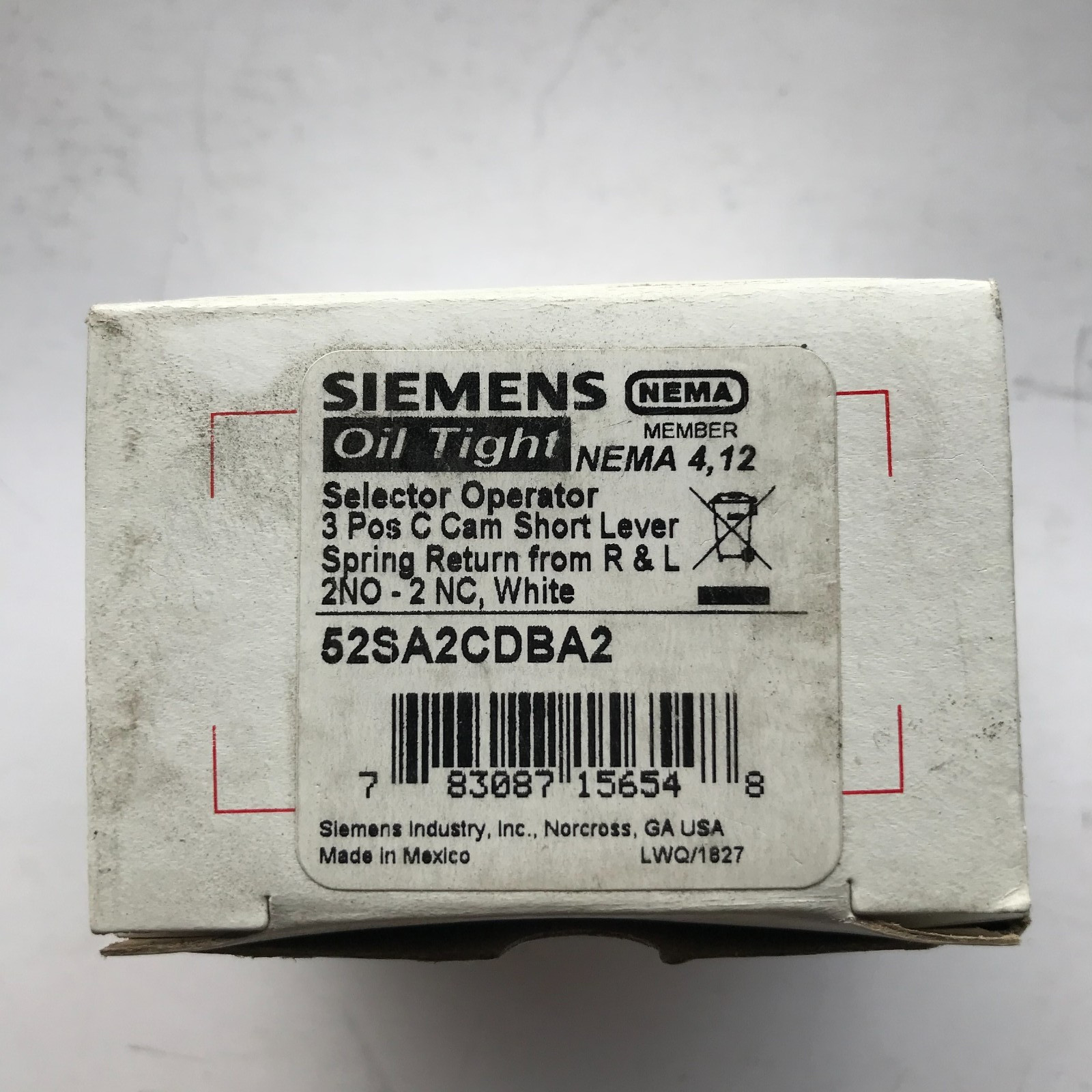 Siemens Selector Operator Short Lever Spring Return 52SA2CDBA2 - (NEW IN BOX)