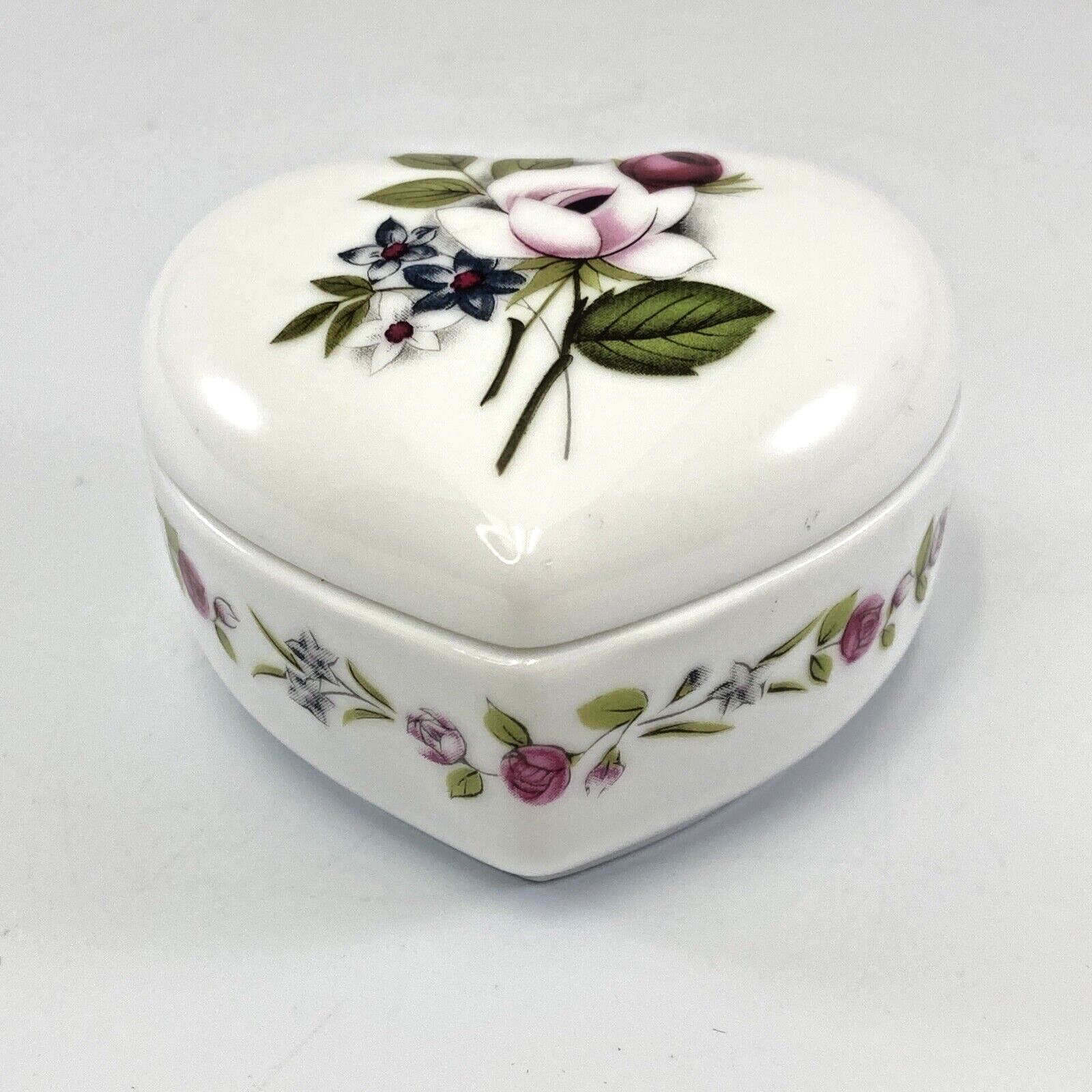 Otagiri Rose Bouquet Trinket Box