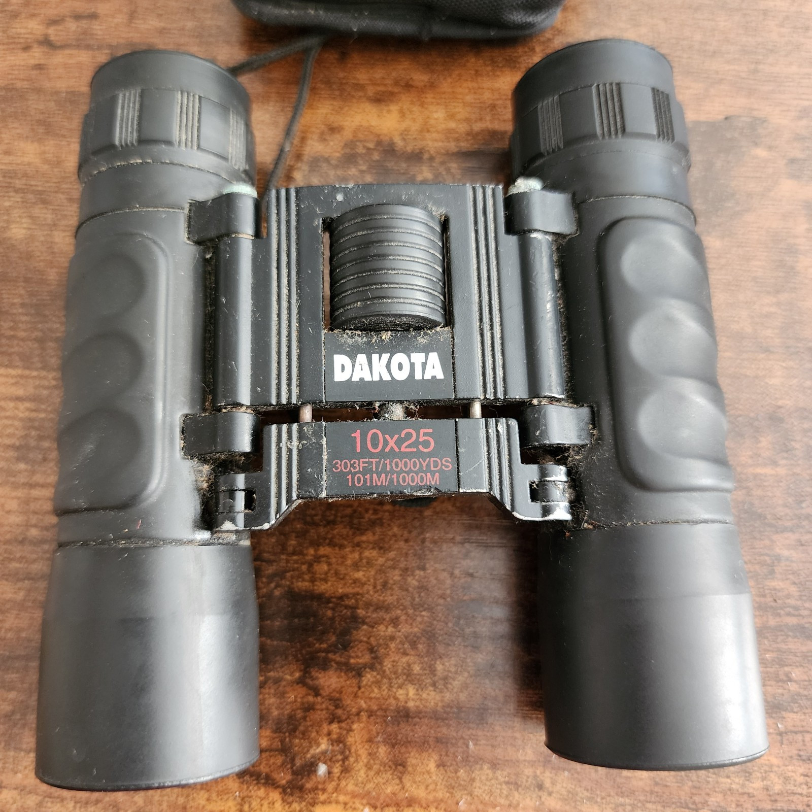 Dakota 10×25 303ft/1000yd Compact Binoculars Black With Case