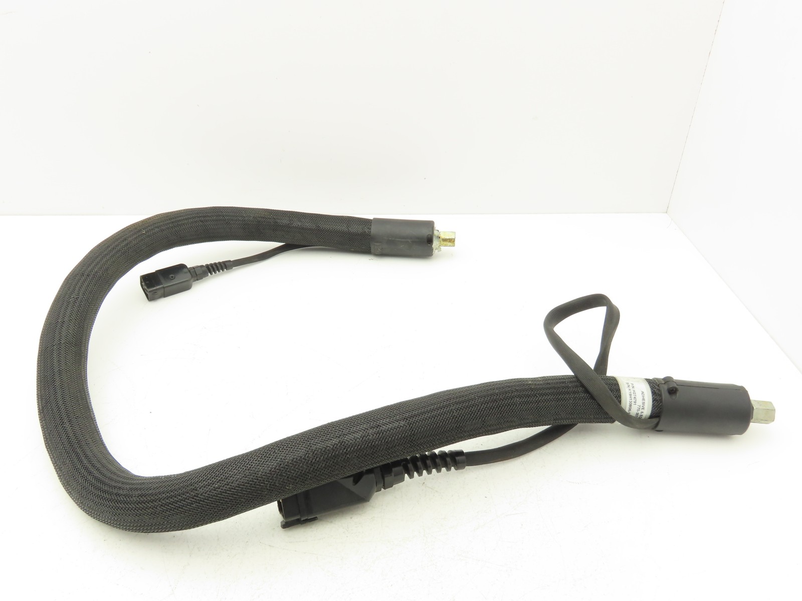 Nordson Adhesive & Equipment H274791 Hot Melt Glue Hose 5/16" 4' Length 230V