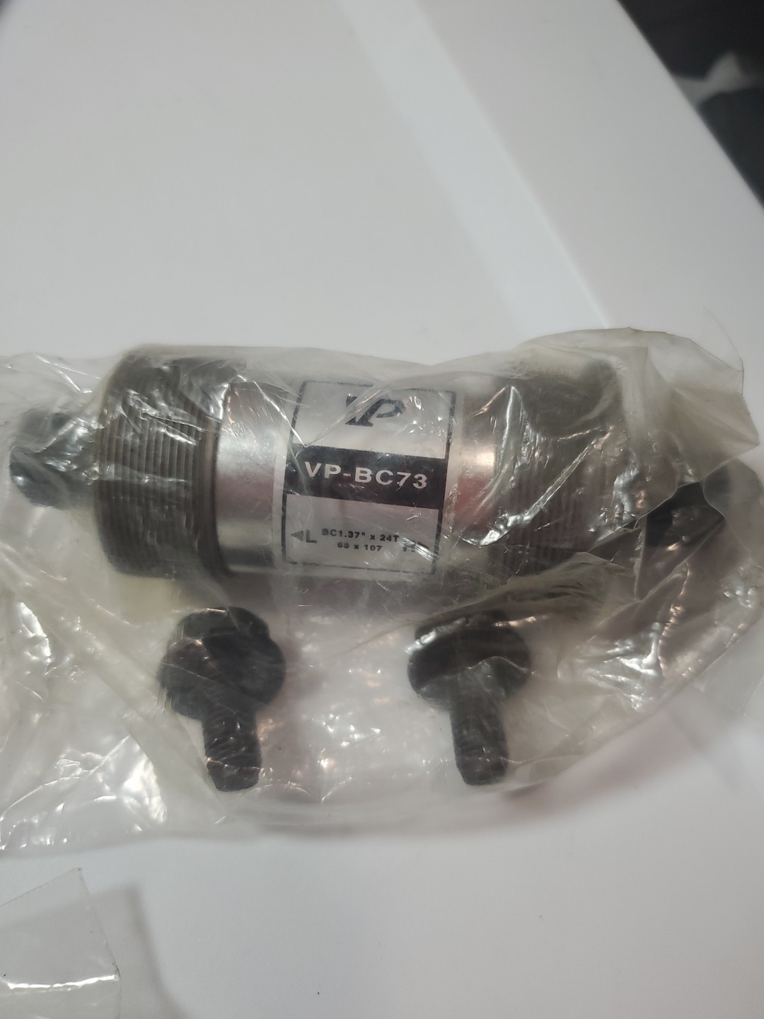 VP Components BC-73 JISSquare Taper Bottom Bracket 68mm x 107mm  NOS