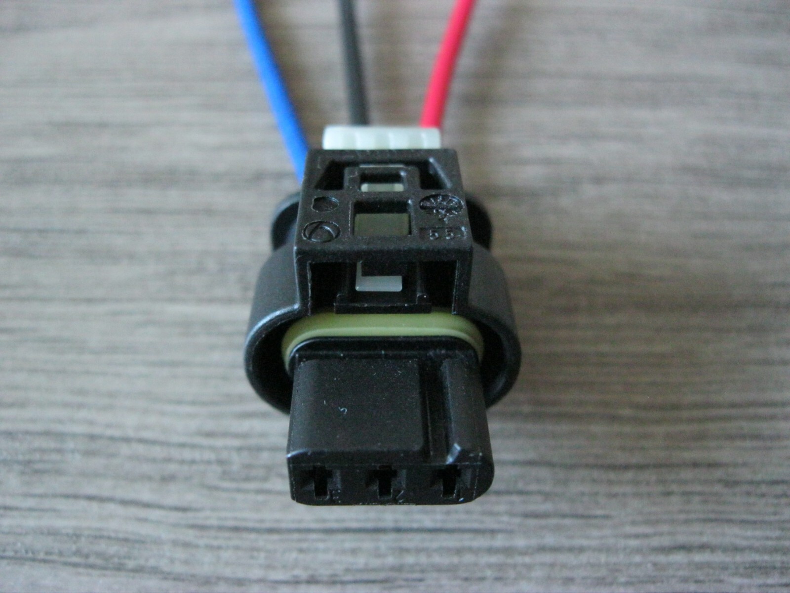 For BMW Parking Distance Control Sensor Wiring Connector Pigtail Plug 7615490-04