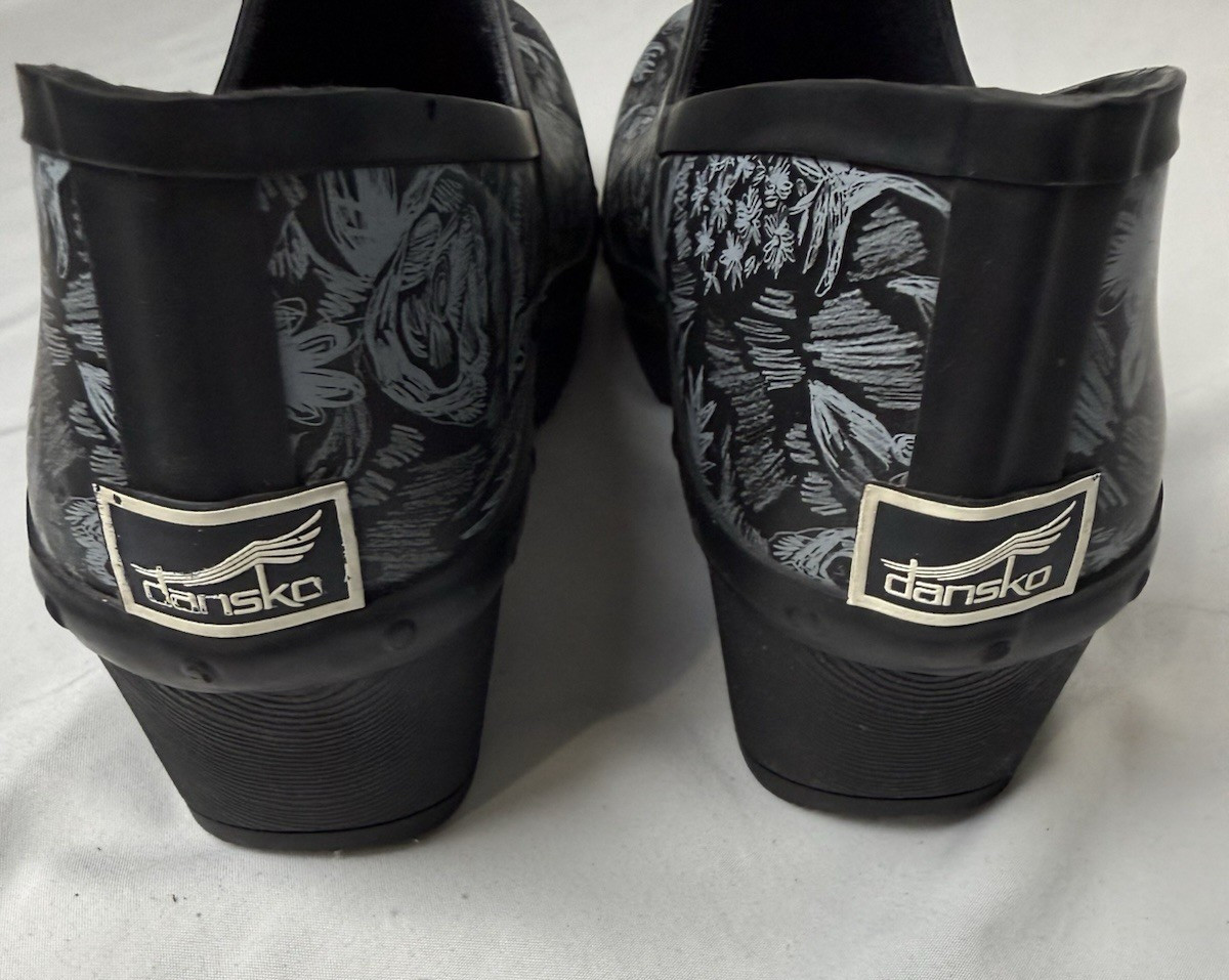 Dansko Clogs EU 40 Black/Gray Floral