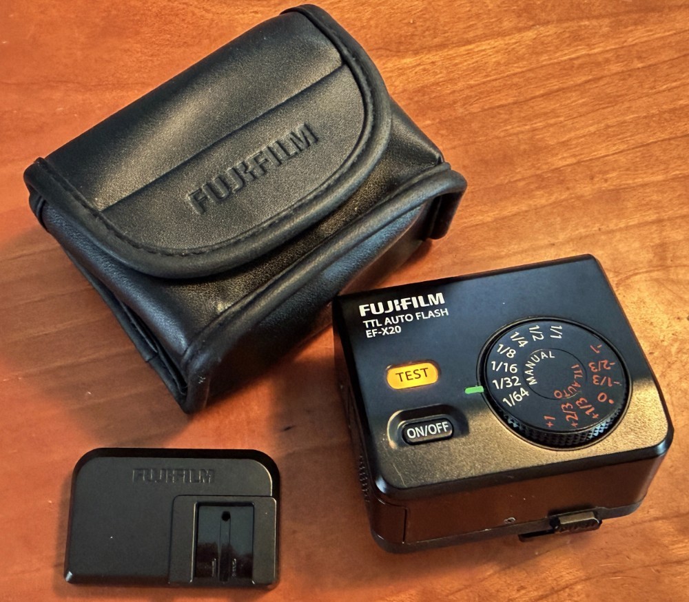 Fujifilm  EF-X20 Shoe Mount Flash - Mint