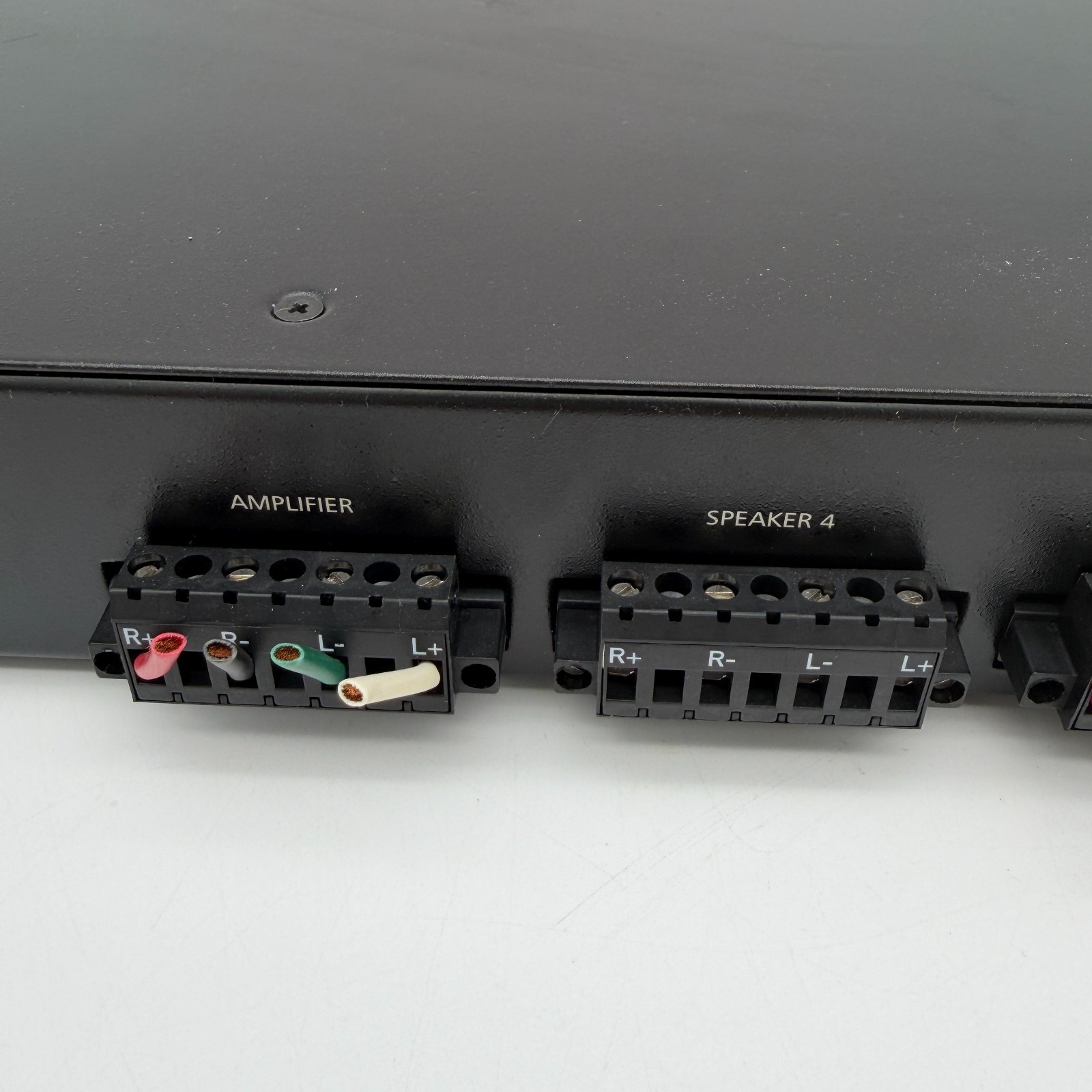 Niles SSVC‑4 Speaker Selector / Volume Control System 4‑Zone Audio Switch TESTED