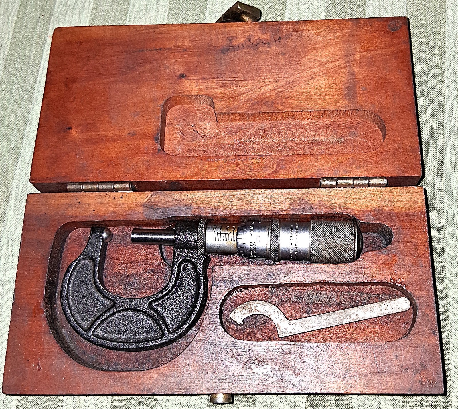 Scherr-Tumico 0-1" Ball Micrometer in Box