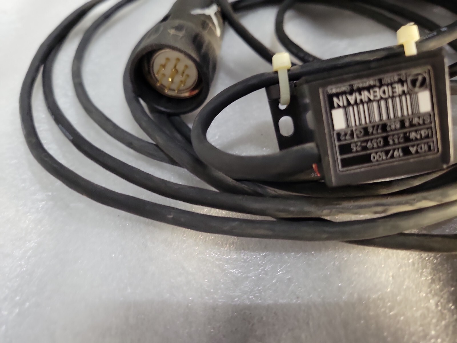 Heidenhain 233 039 25 Linear Encoder Universal Instruments GSM Y Axis Encoder
