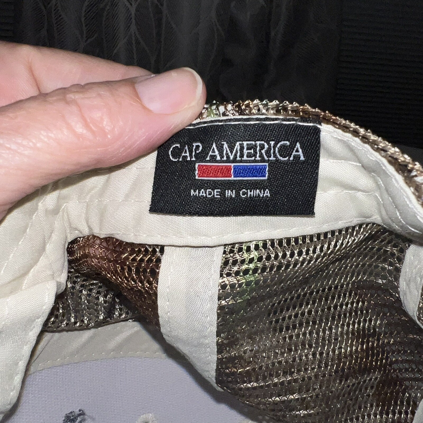 Tomlyn Veterinary Science since 1976 Hat Cap Hook Loop Camouflage Mesh EUC