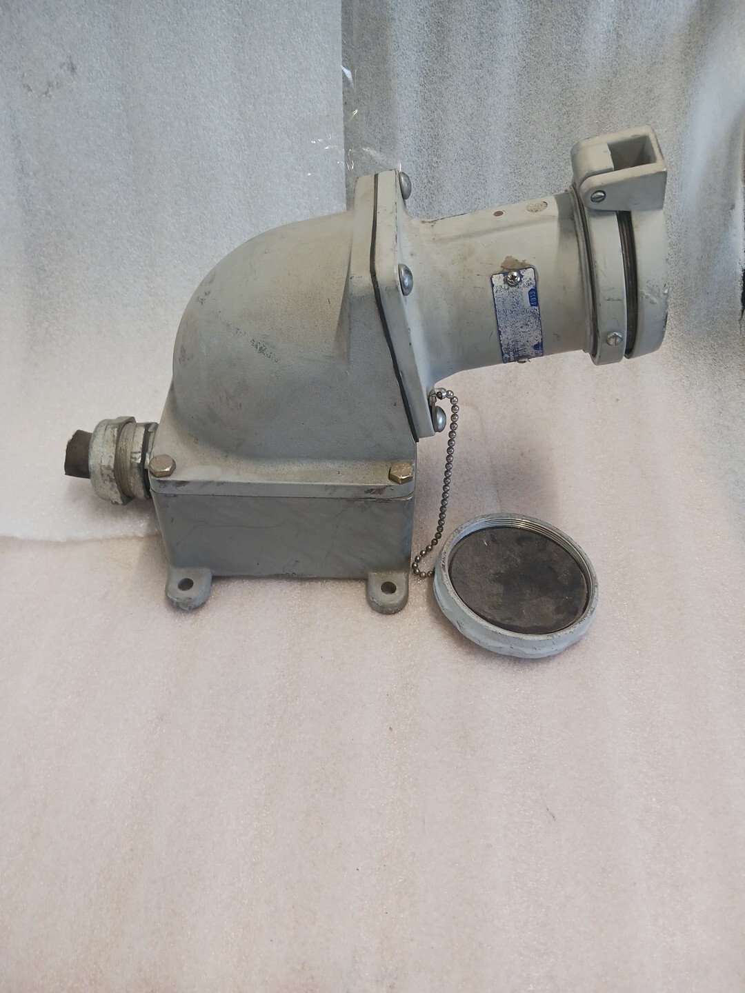 Cooper 4813 Crous Hindes Power Mate Receptical Arktite 4 Pole  ( Z)
