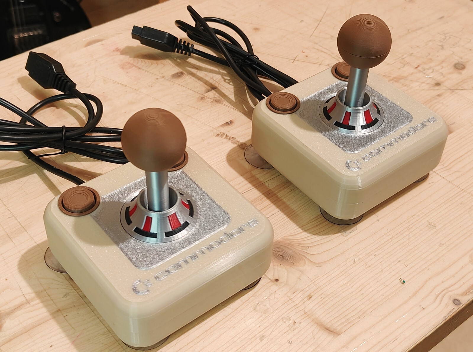 TAC 2 (Suncom) DB9 STYLE JOYSTICK FOR COMMODORE C64, AMIGA 500, ATARI