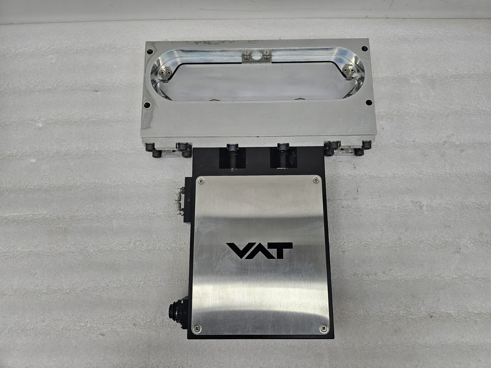 1PC VAT 02010-BA24-0001 Rectangular Gate Valve