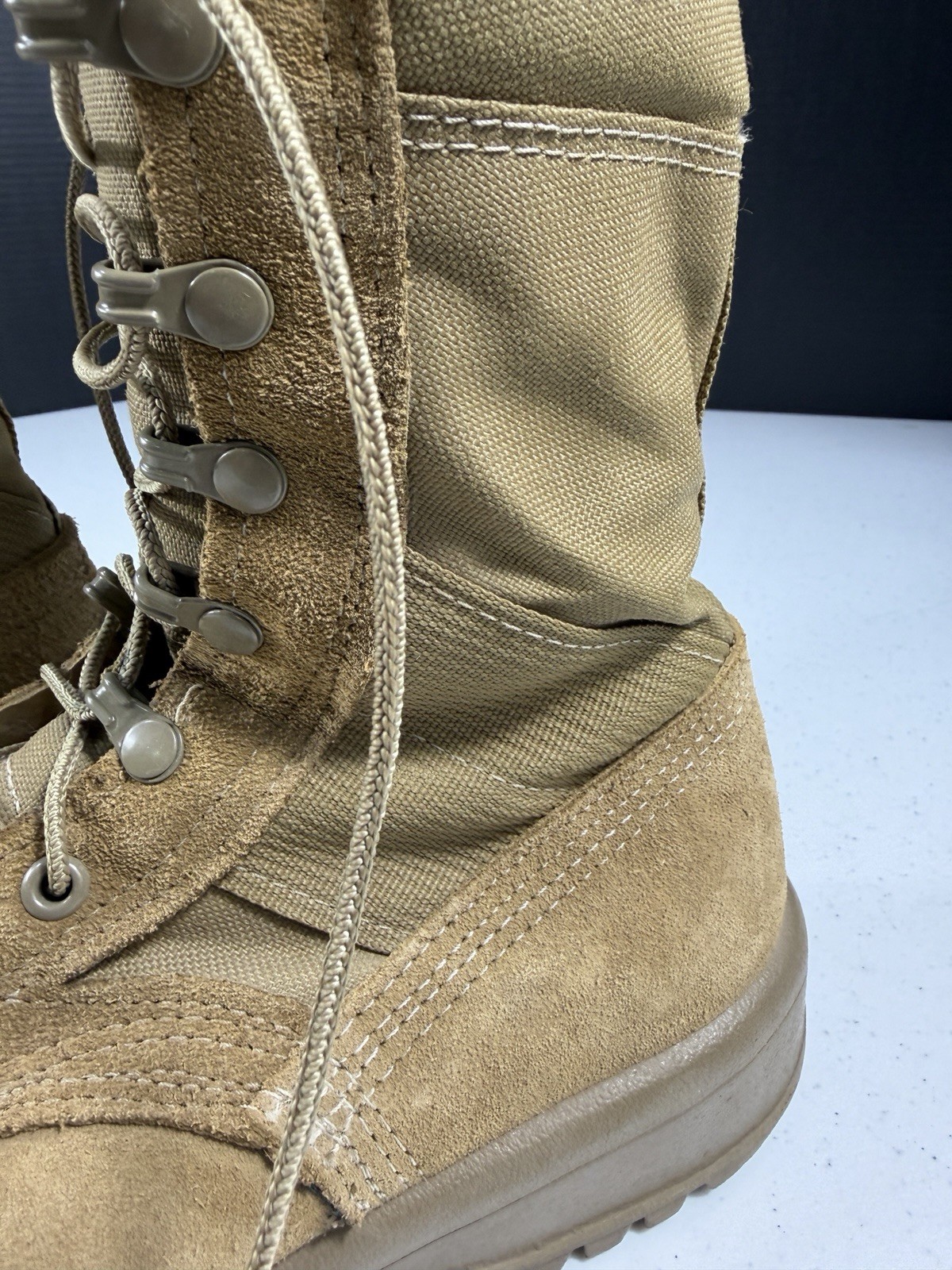 Belleville AHWC 07.0 W Tan Suede Combat Boots Mens 7 Wide Military Tactical