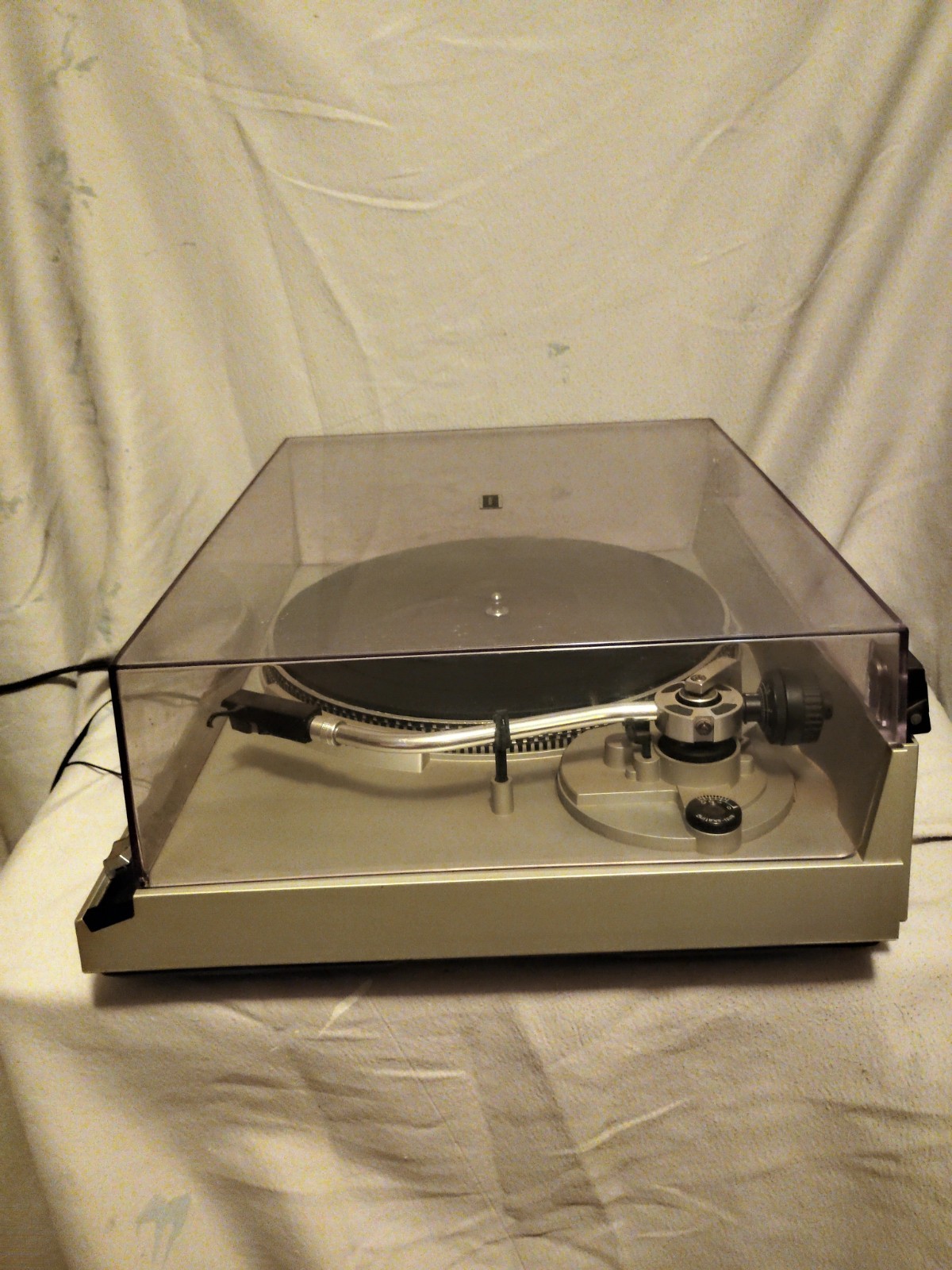 Technics SL-3350 Turntable